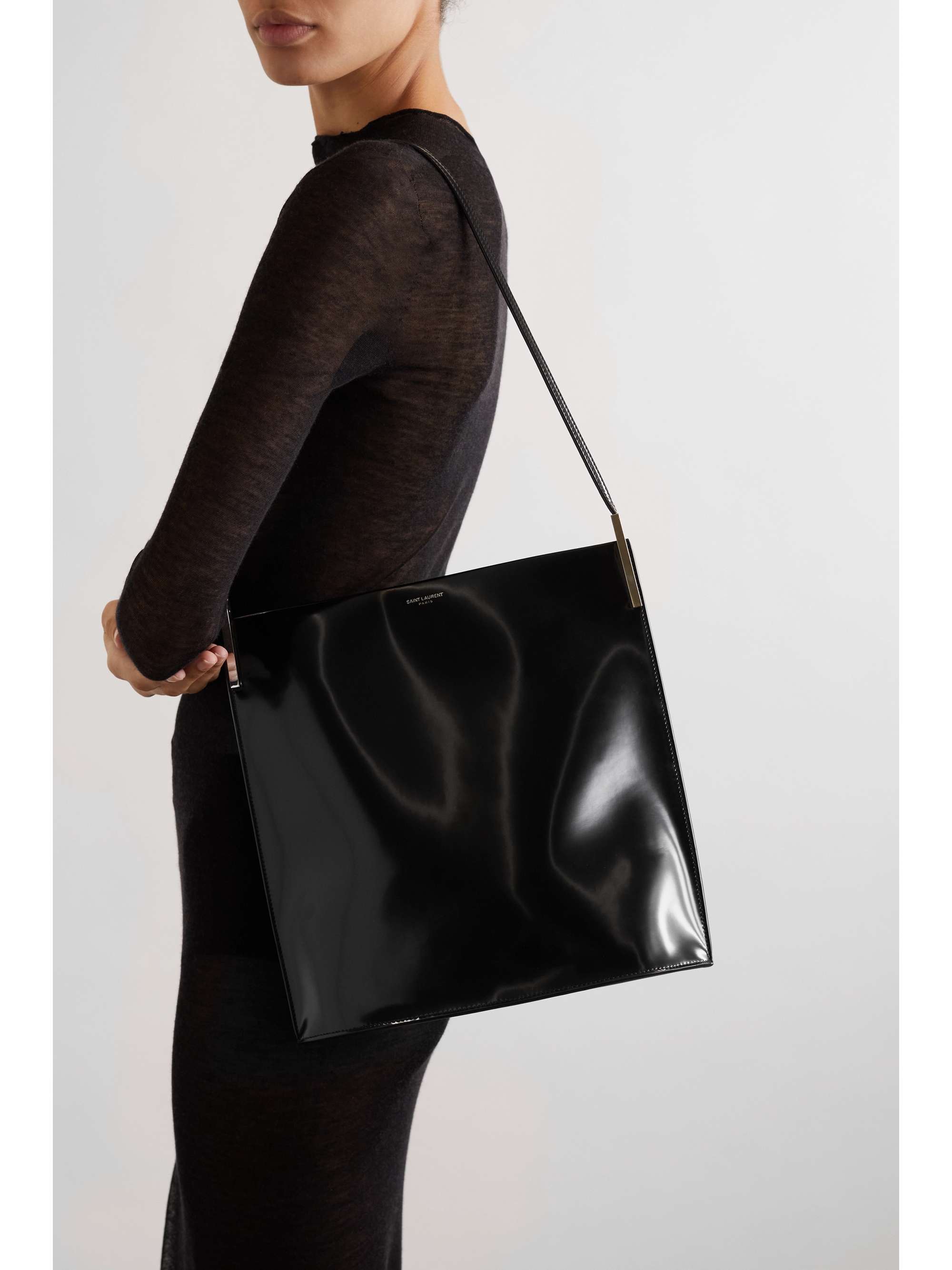 SAINT LAURENT Sac porté épaule en cuir verni Suzanne