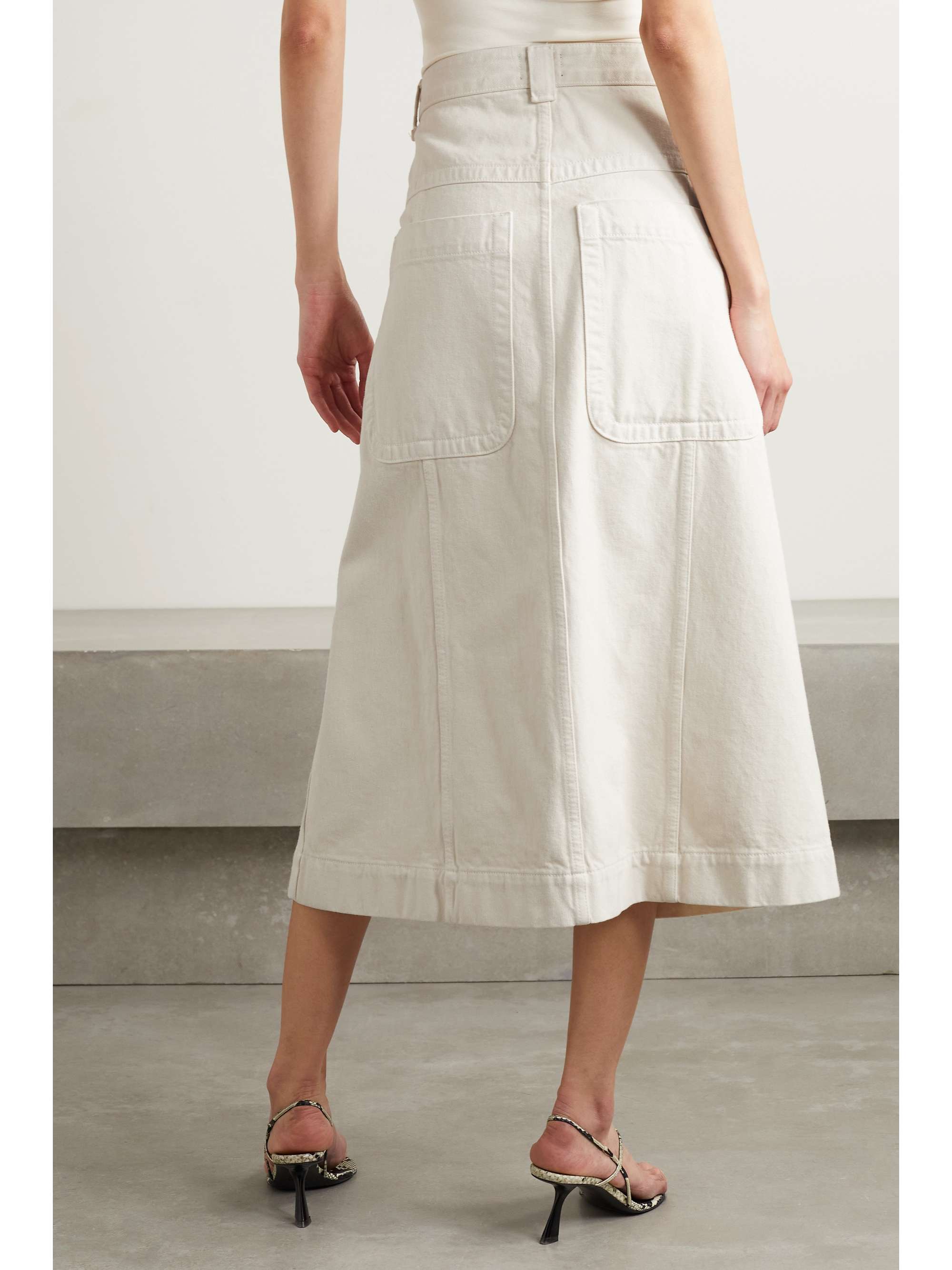 KHAITE Caroline denim midi skirt