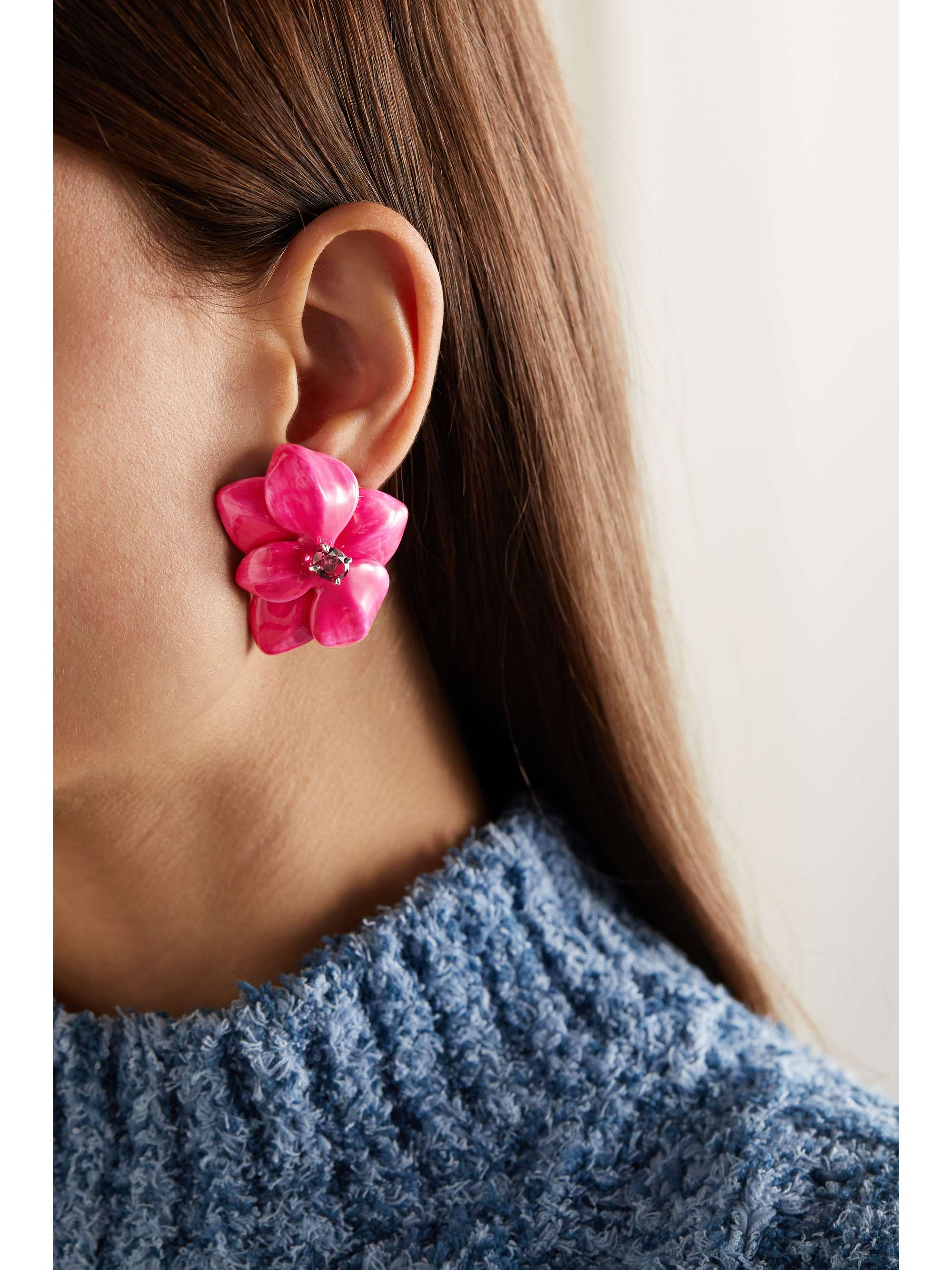 SABBADINI 18-karat white gold and aluminum, enamel and rhodolite clip earrings