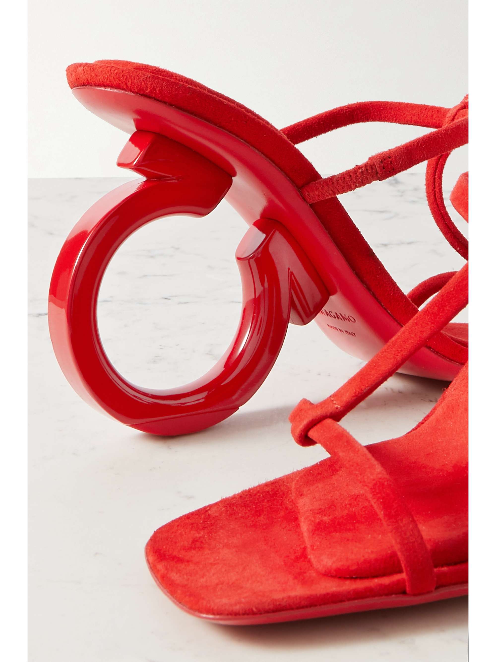 FERRAGAMO 