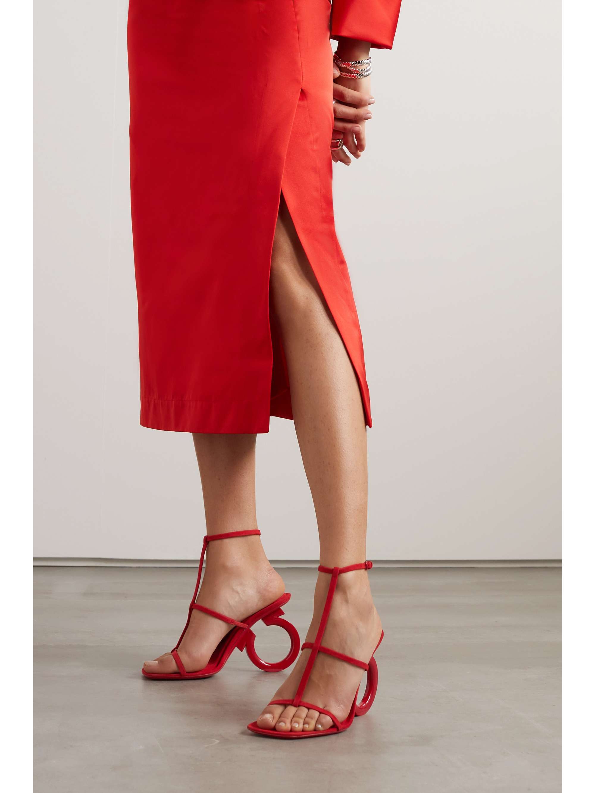 FERRAGAMO 