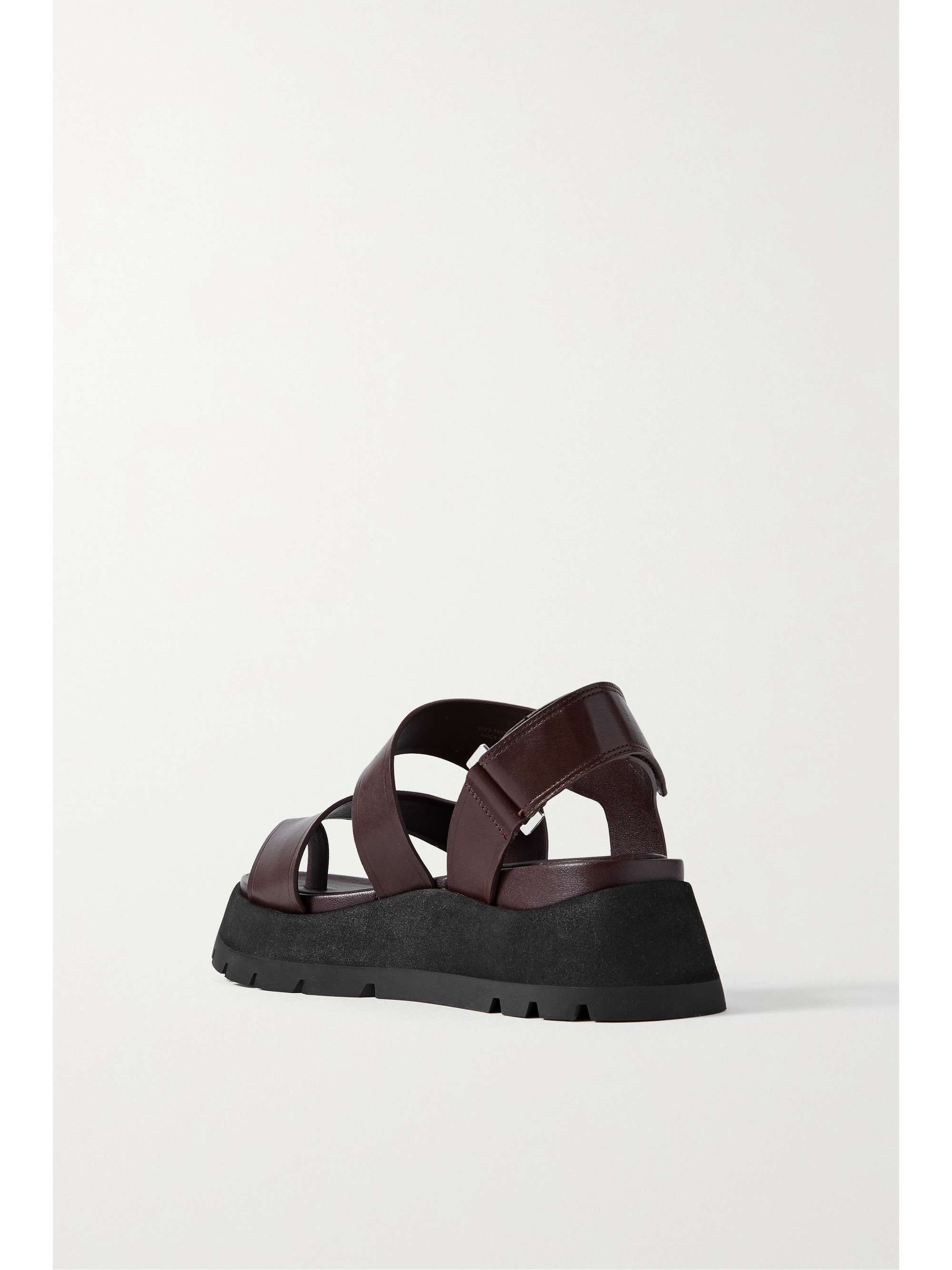 3.1 PHILLIP LIM Kate 皮革防水台凉鞋