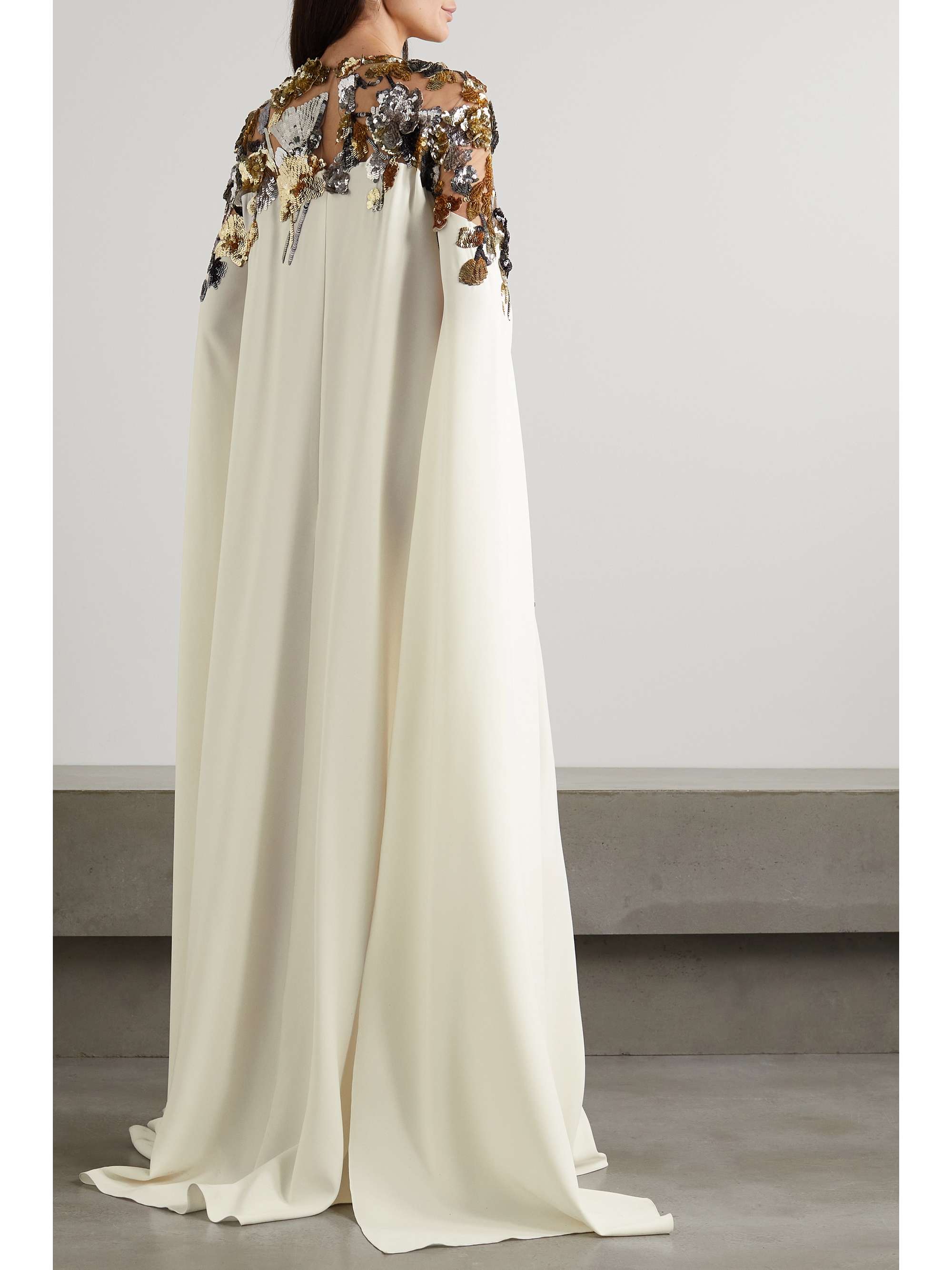 OSCAR DE LA RENTA Embellished cape-effect tulle-trimmed silk kaftan ...