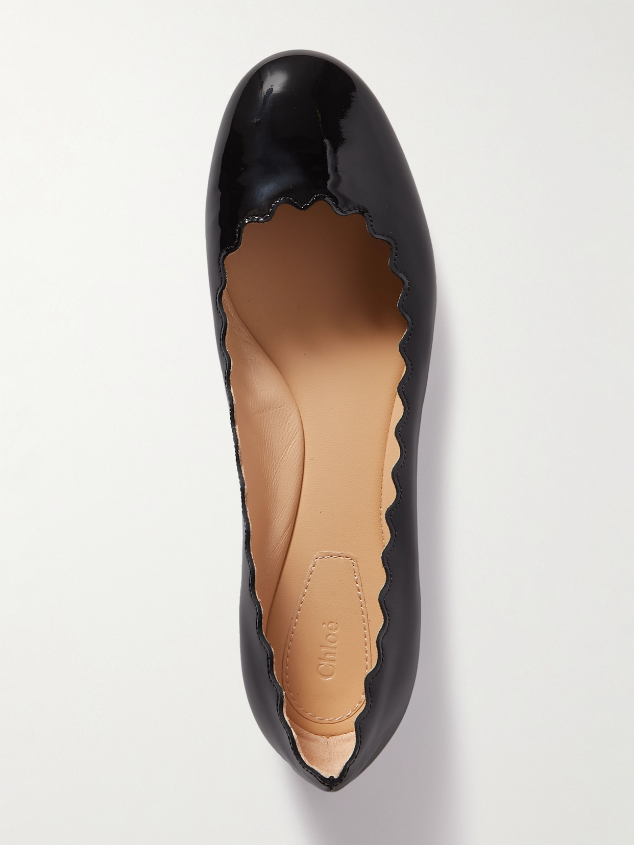 Shop Chloé Lauren Scalloped Patent-leather Ballet Flats In Black