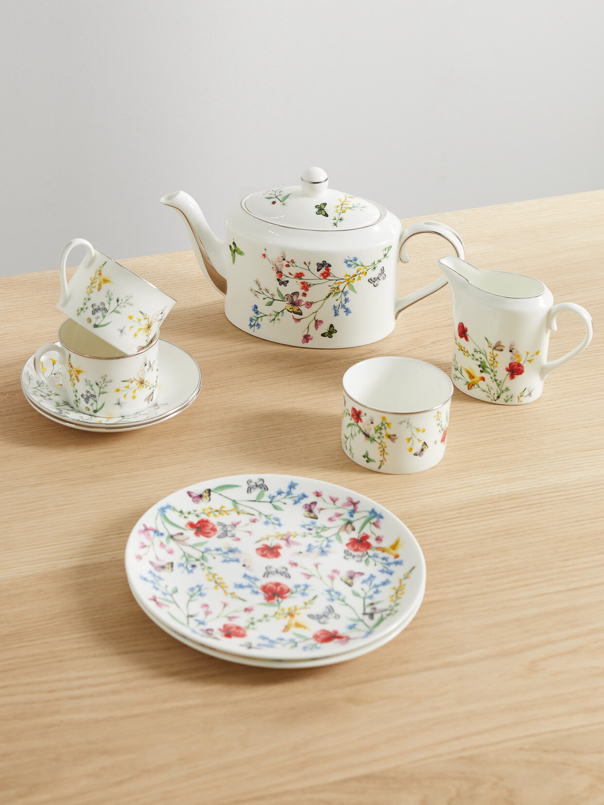 Nimerology - Isabelle's Garden Party Nine-piece Bone China Tea Set - White