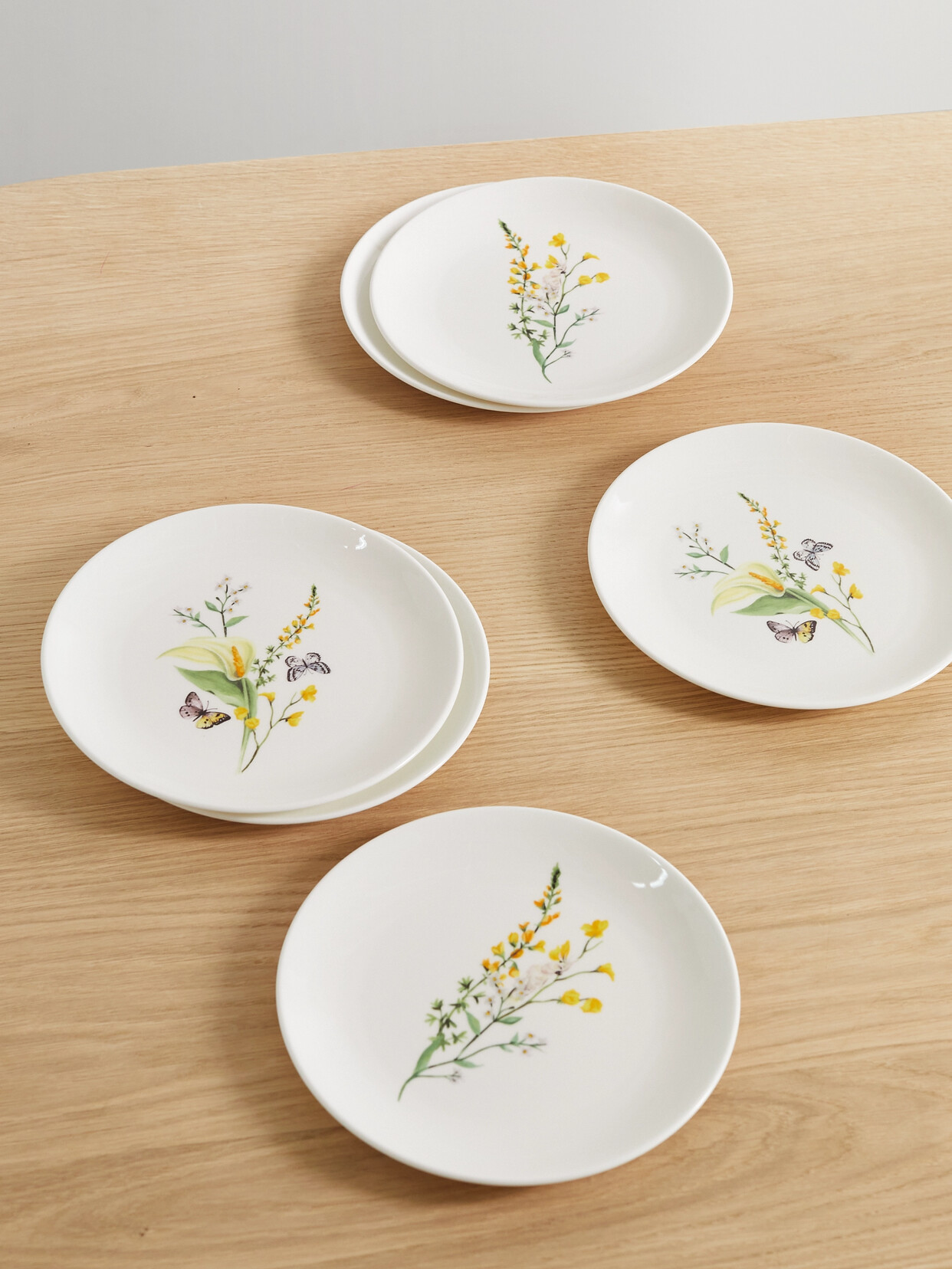 Nimerology - Isabelle's Garden Party Set Of Six Dessert Plates - White