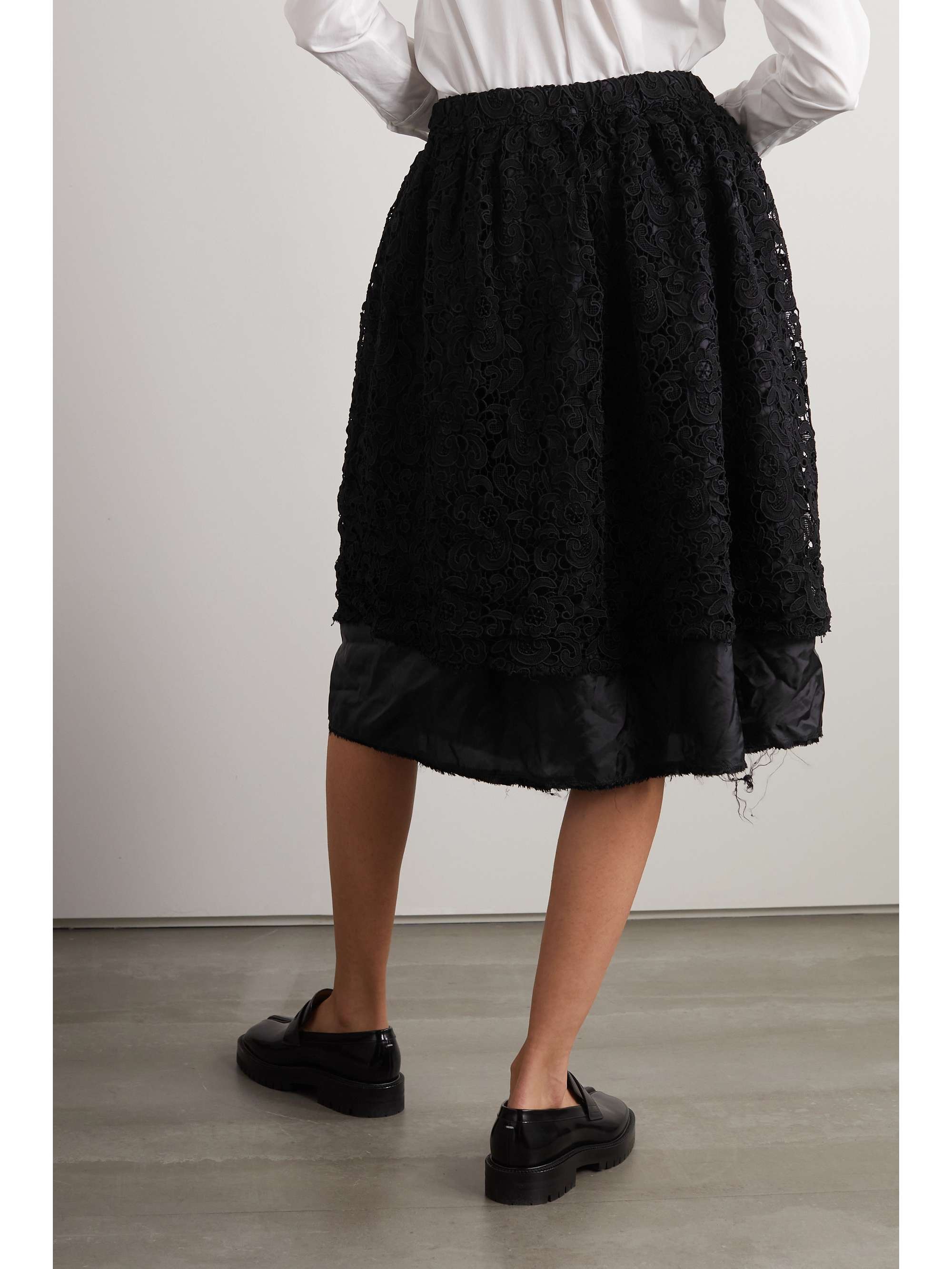 COMME DES GARÇONS COMME DES GARÇONS 层接式蕾丝缎布中长半身裙