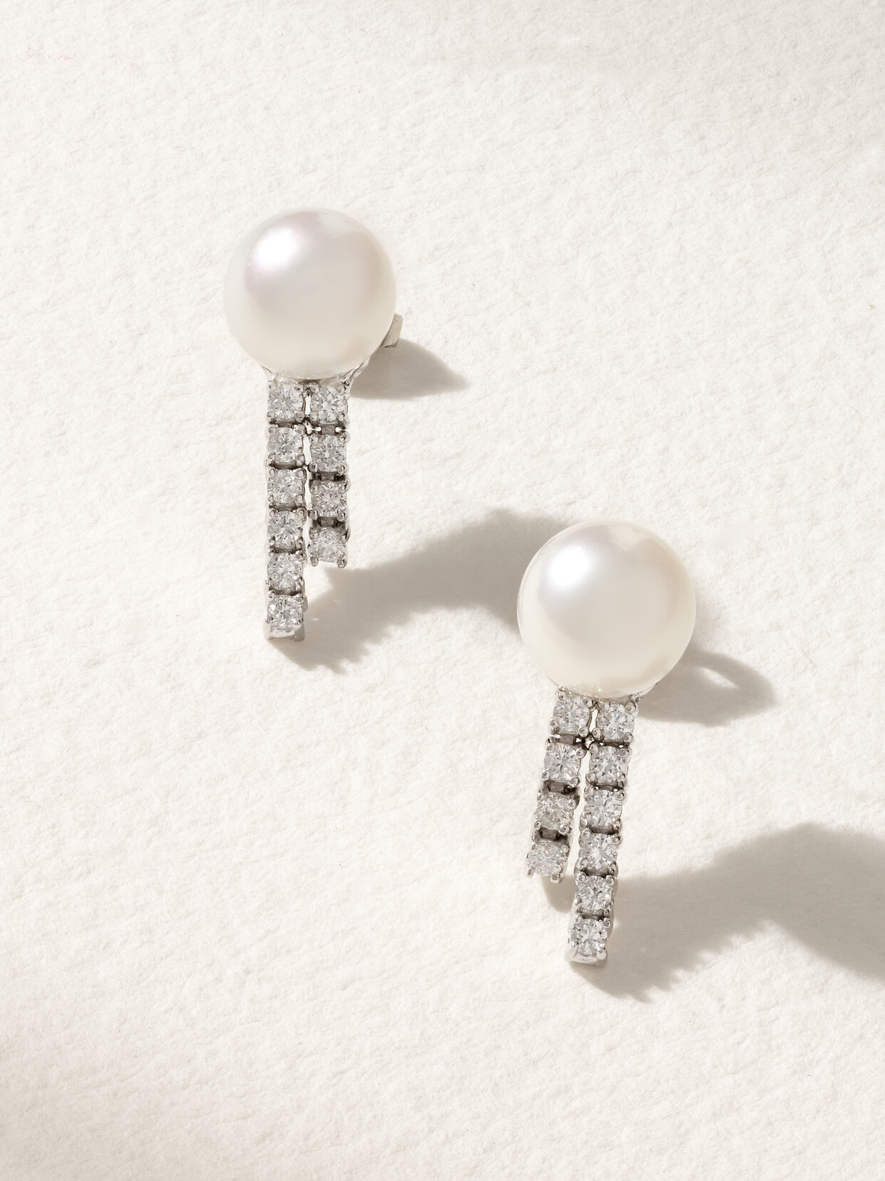 Mizuki 18-karat White Gold, Pearl And Diamond Earrings