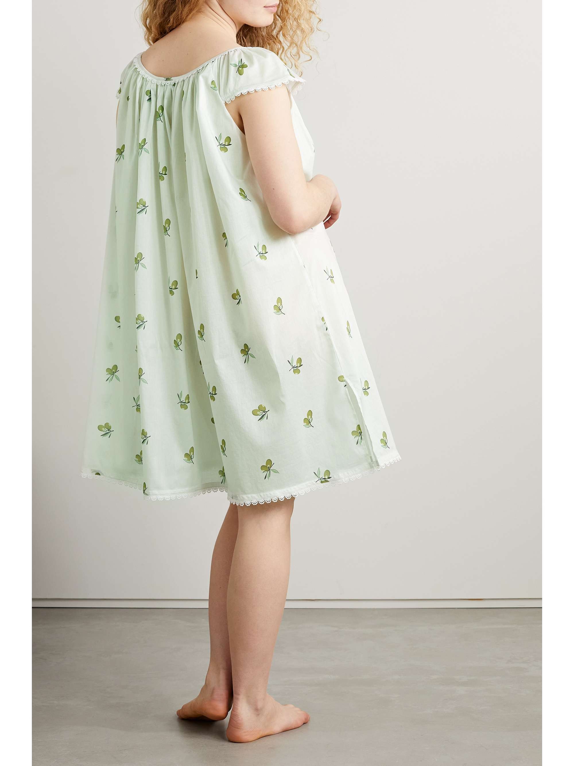 POUR LES FEMMES Crochettrimmed ruffled printed cottonvoile nightdress