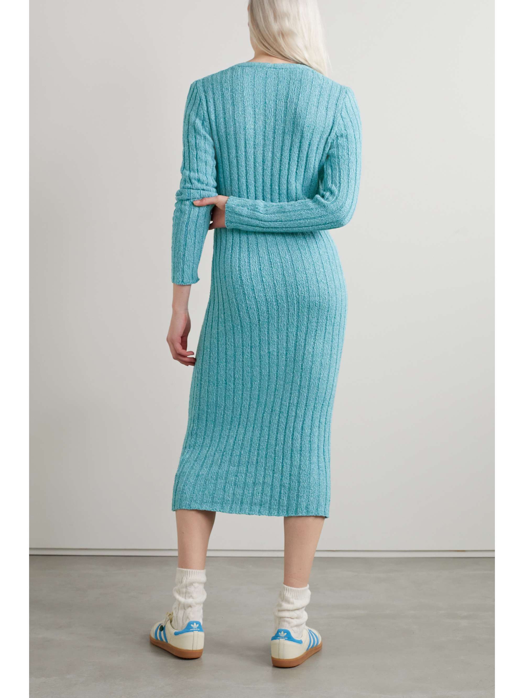 THE ELDER STATESMAN June ribbed cotton, linen and silk-blend midi dress ...