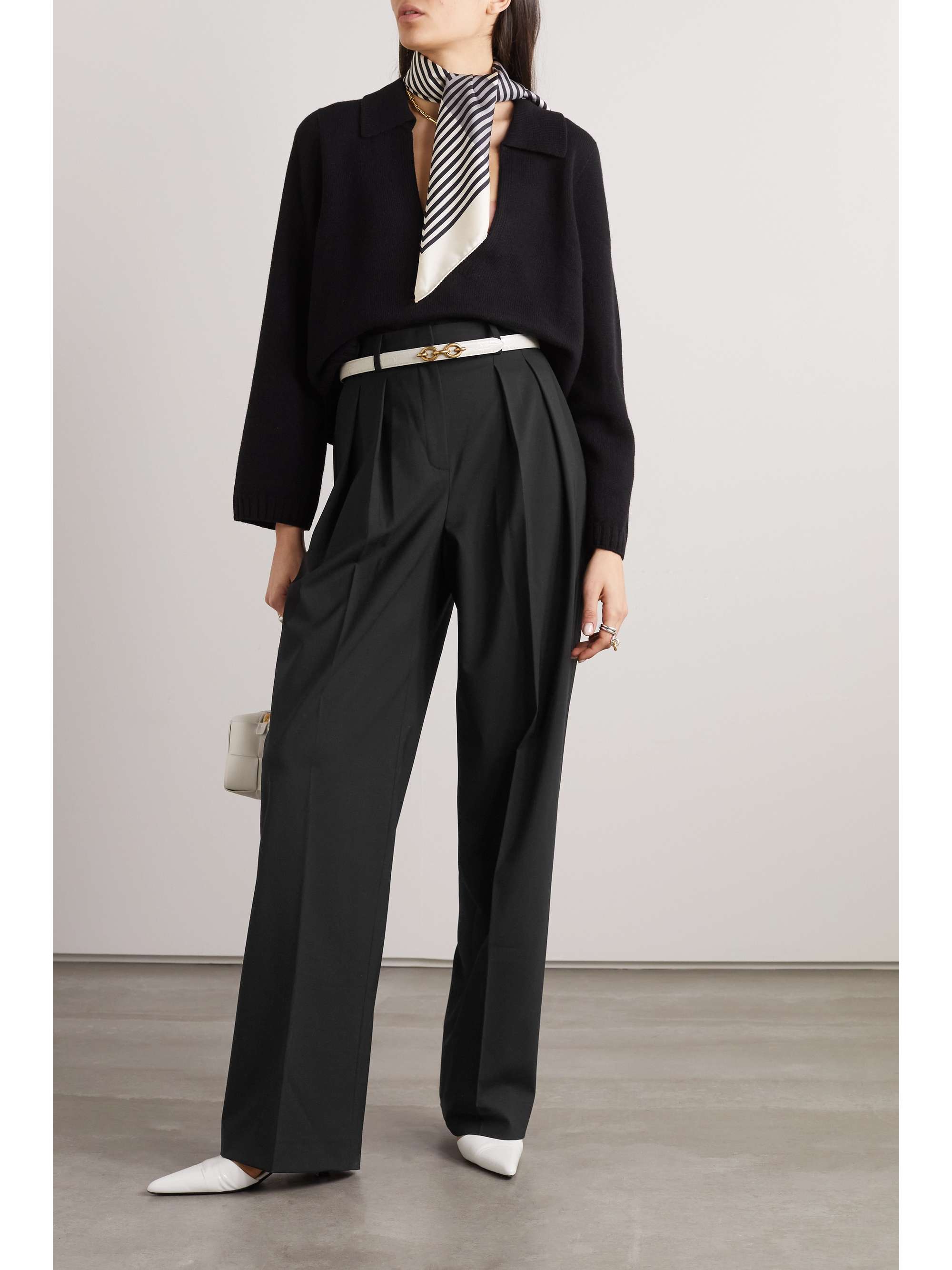 Pleated wool-blend wide-leg pants