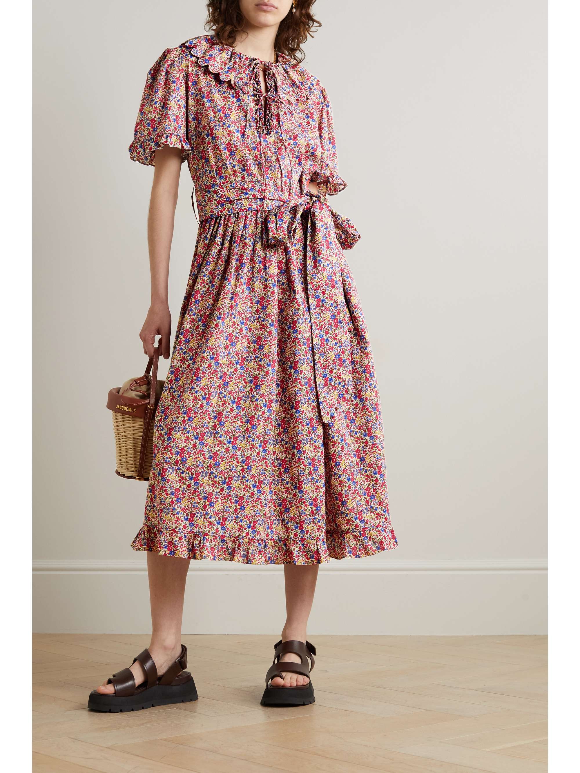 HORROR VACUI Robe midi en coton à imprimé fleuri, volants, ceinture et festons Angela