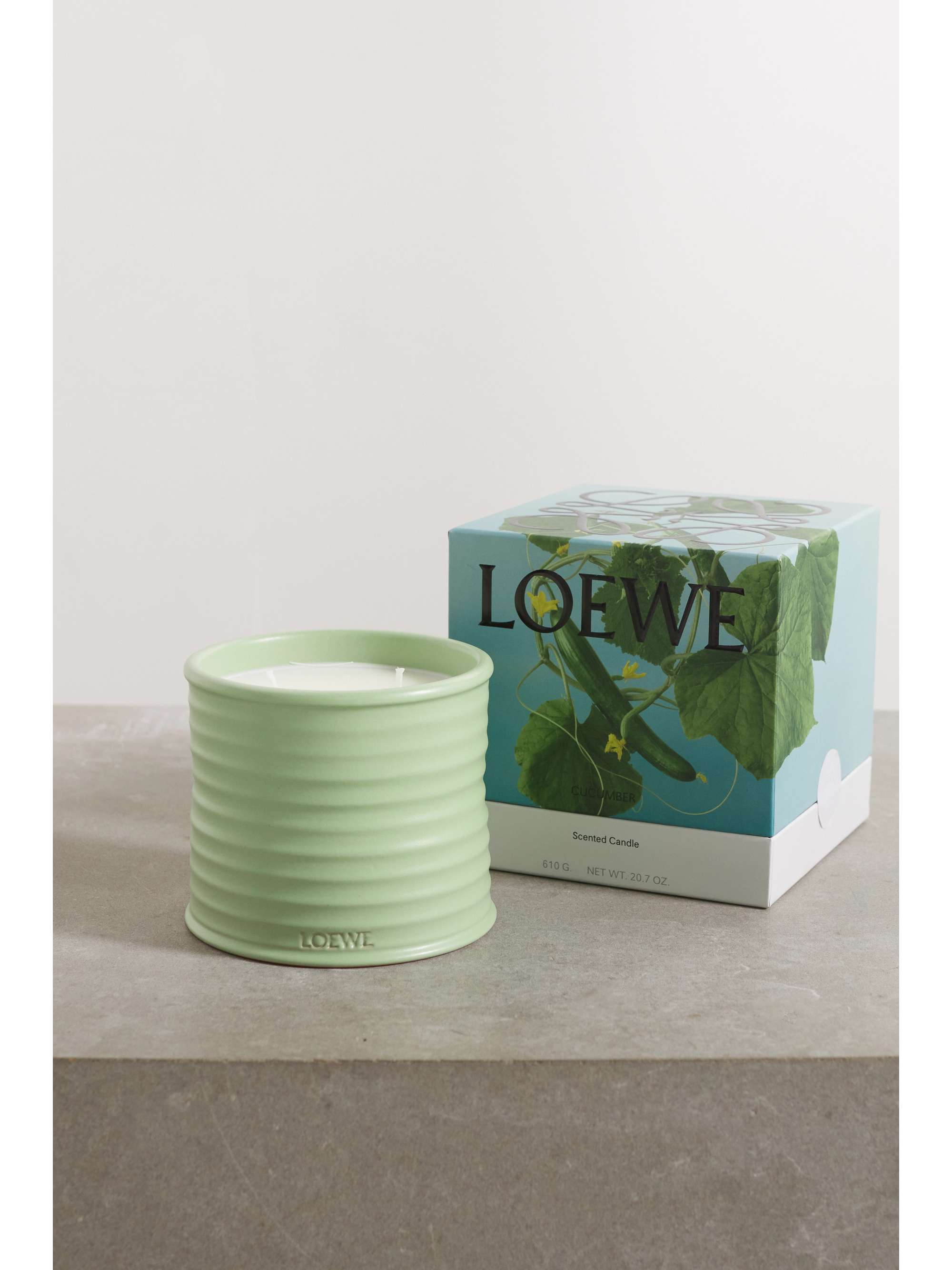 LOEWE HOME SCENTS Cucumber medium scented candle, 610g