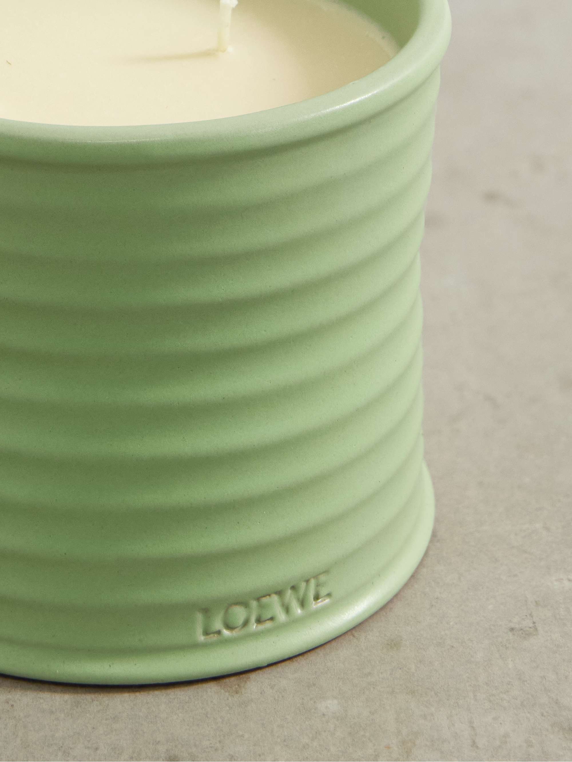 LOEWE PERFUMES Cucumber medium scented candle, 610g