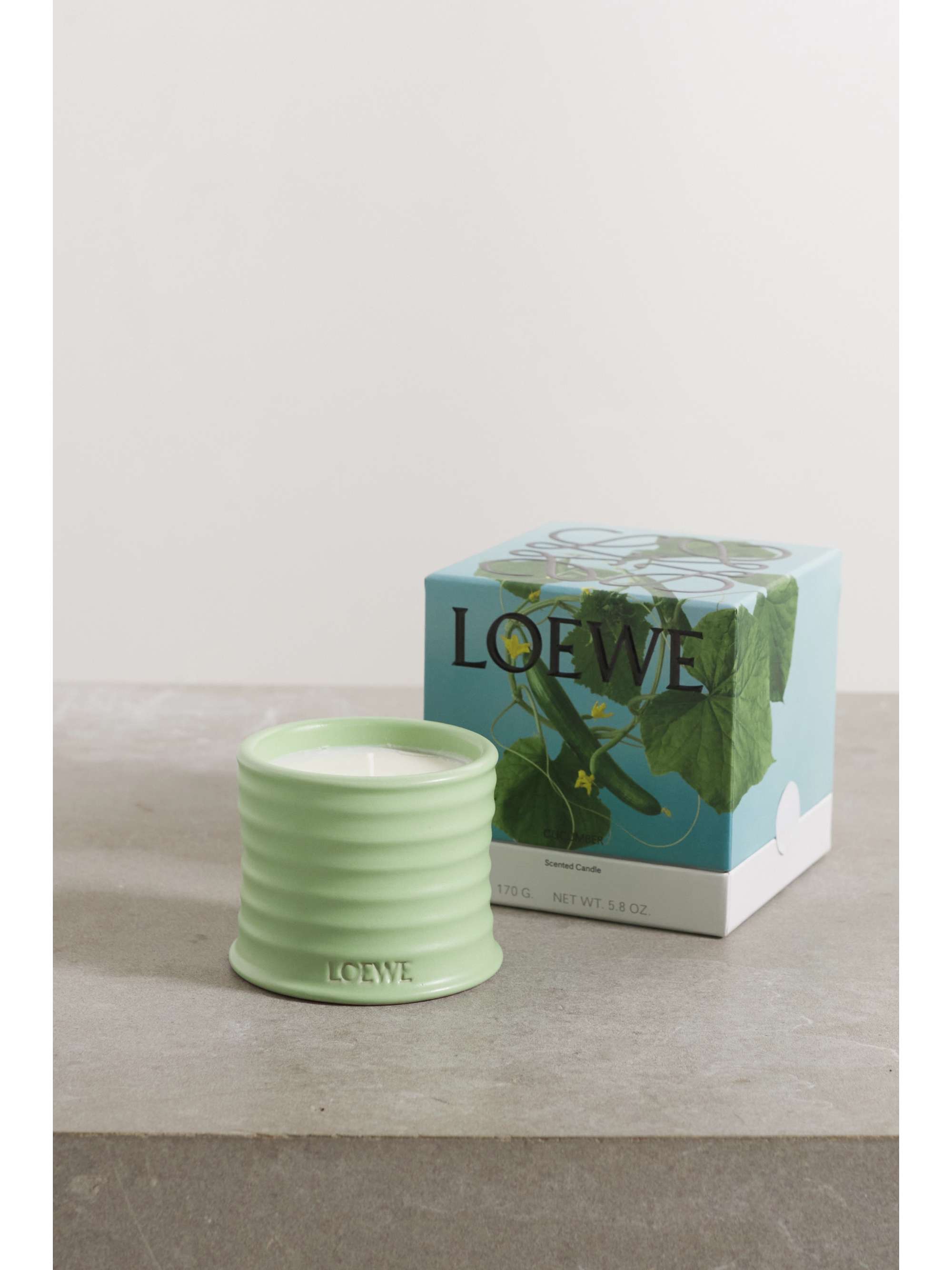 LOEWE HOME SCENTS Cucumber small scented candle, 170g