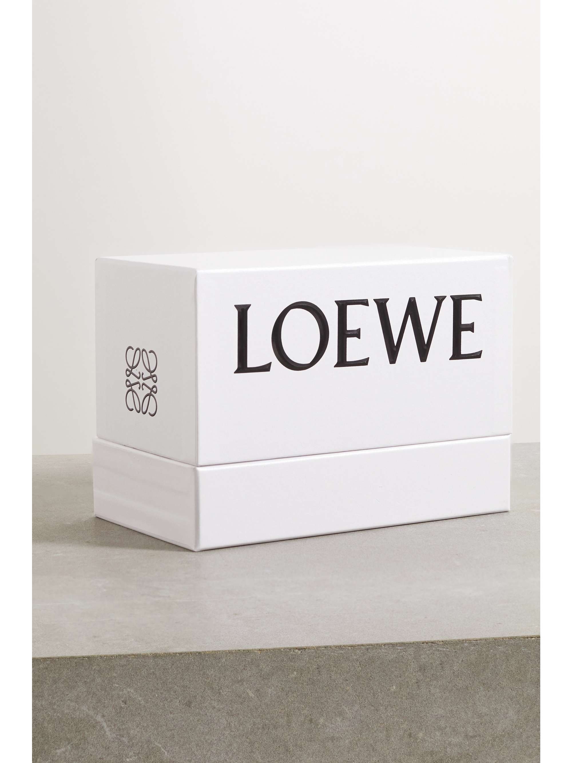 LOEWE PERFUMES Cypress Balls scented candle and home fragrance gift set