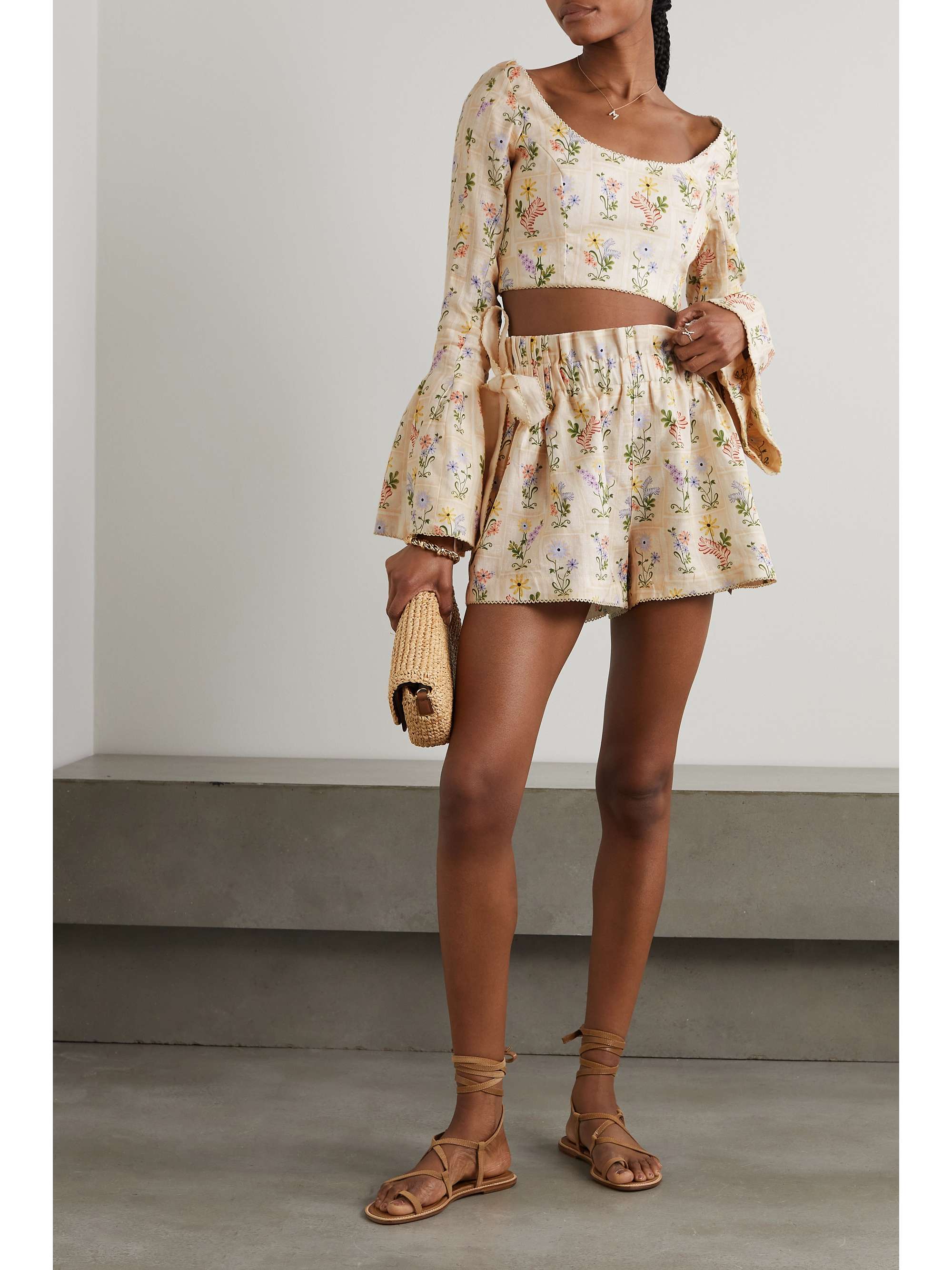 AGUA BY AGUA BENDITA Limoncello Pradera cropped floral-print linen top
