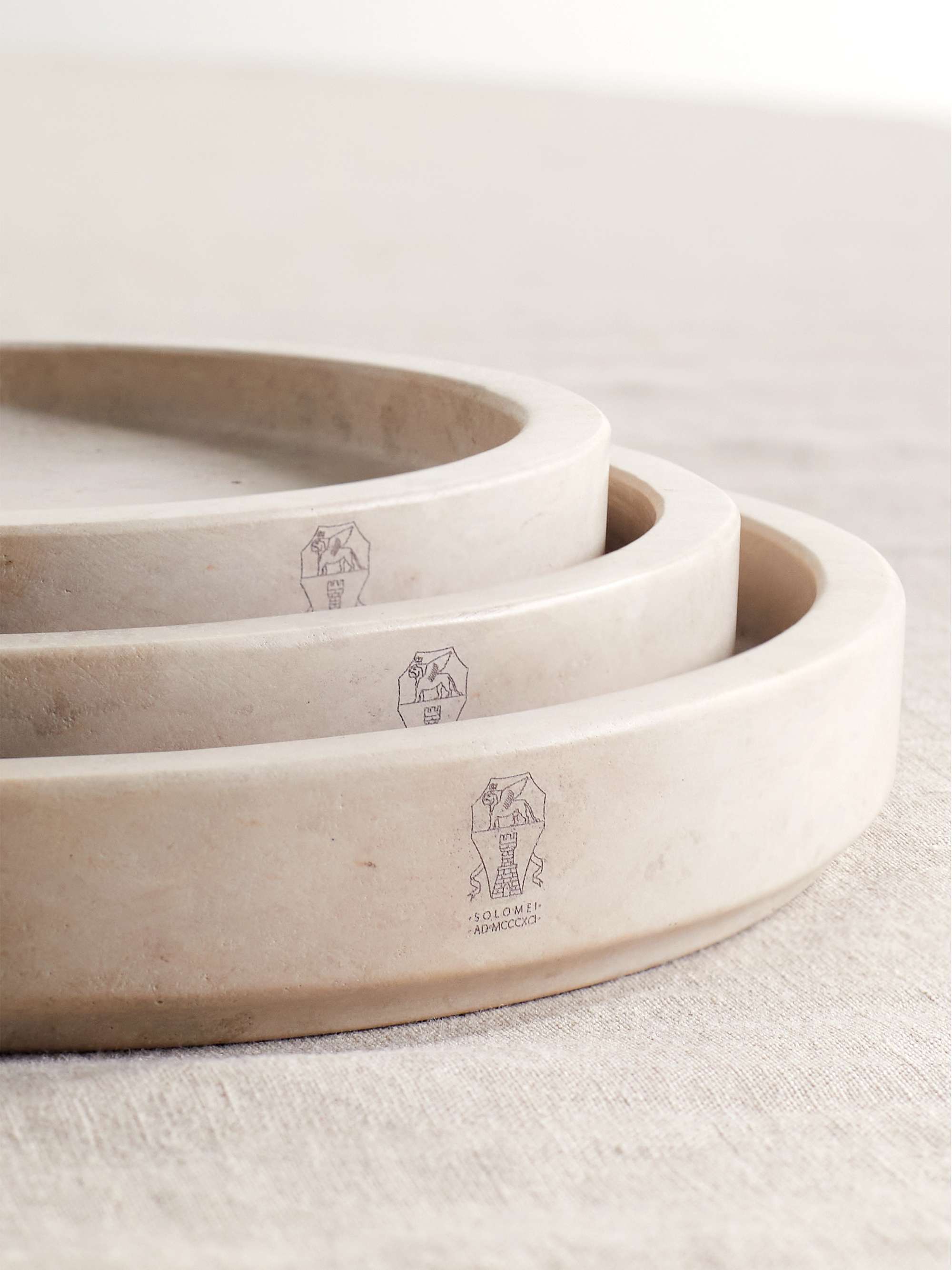 BRUNELLO CUCINELLI Set of three stone plates