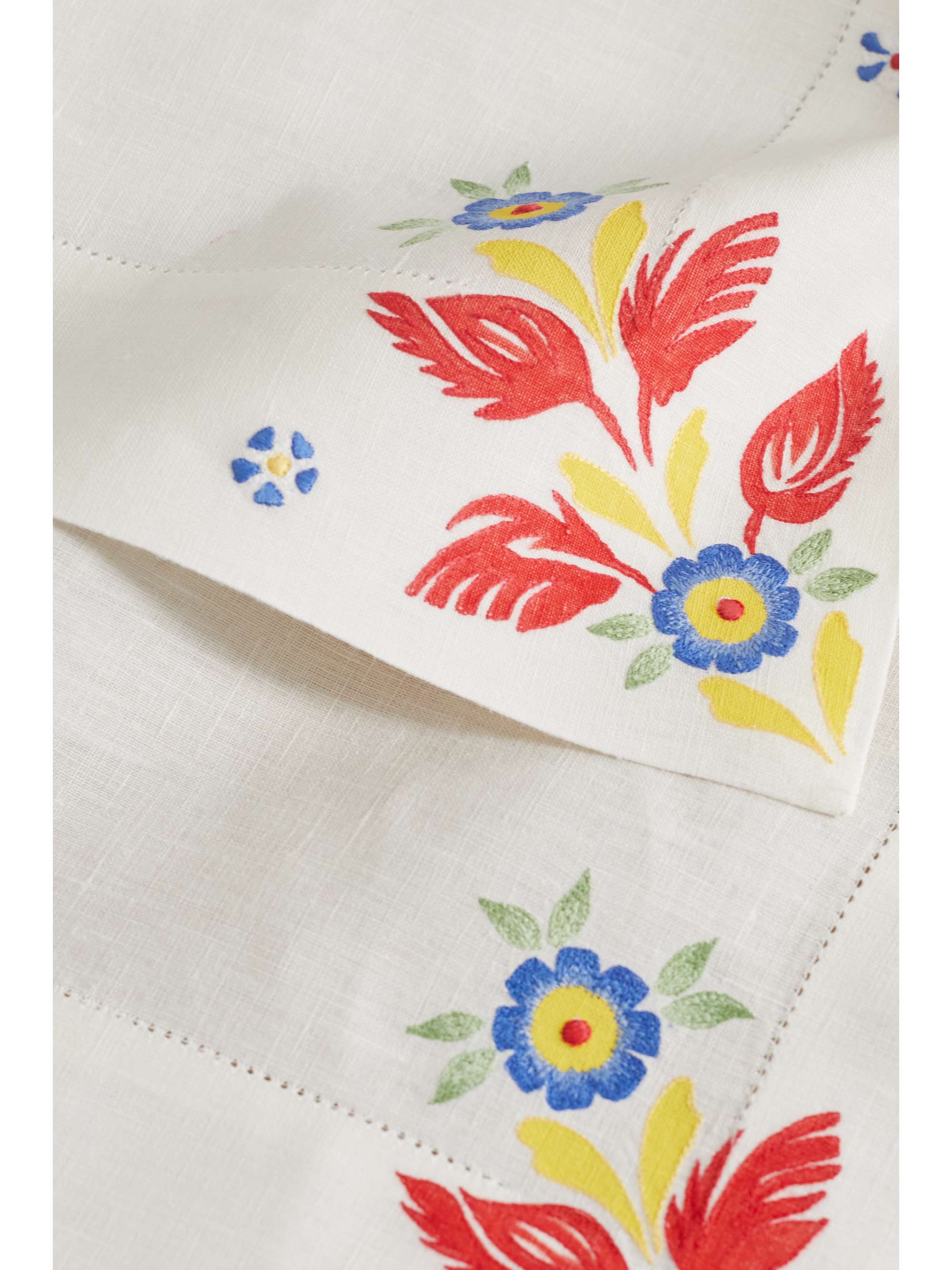 CABANA Set of two embroidered linen placemats