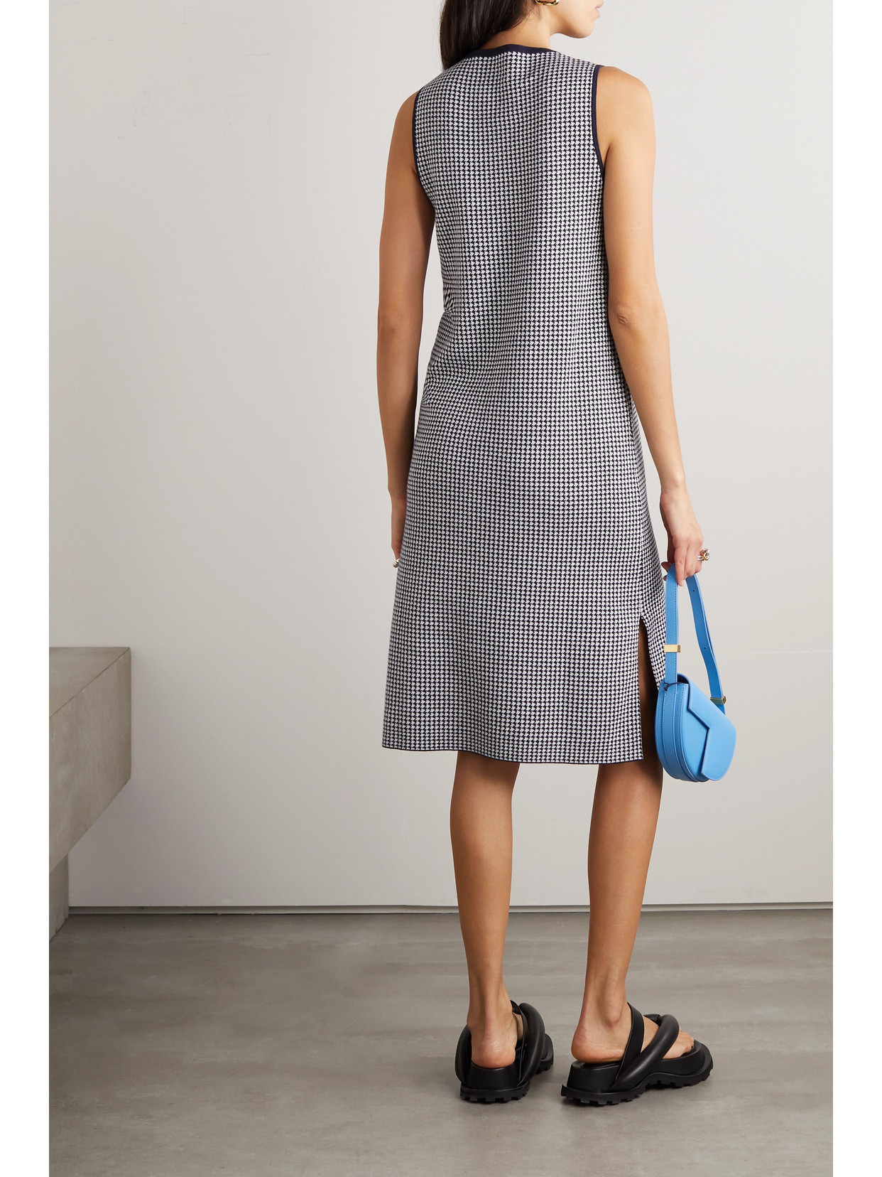 Allude Houndstooth Jacquard-knit Dress In Black