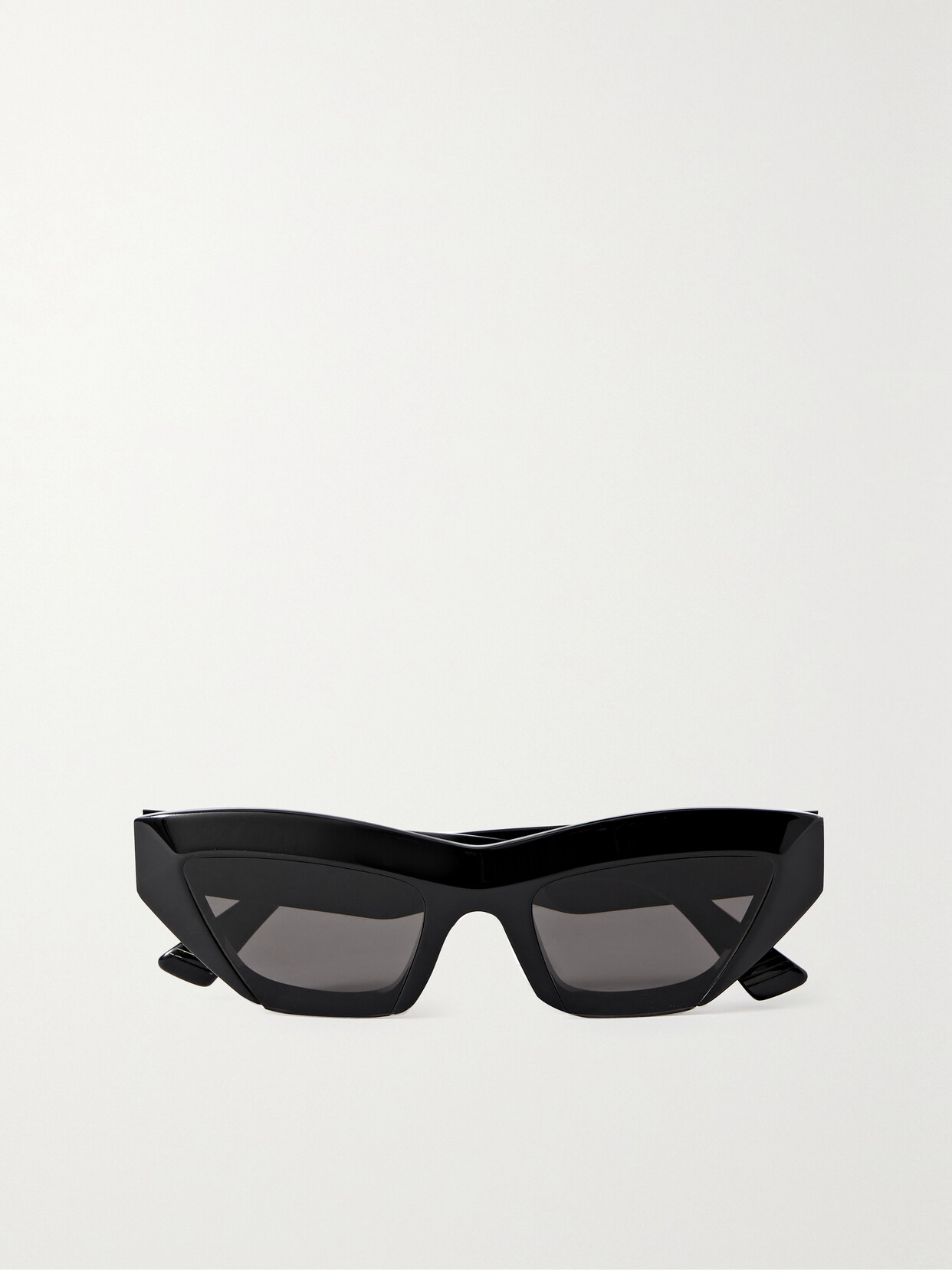 Bottega Veneta Cat-eye Sunglasses In Black