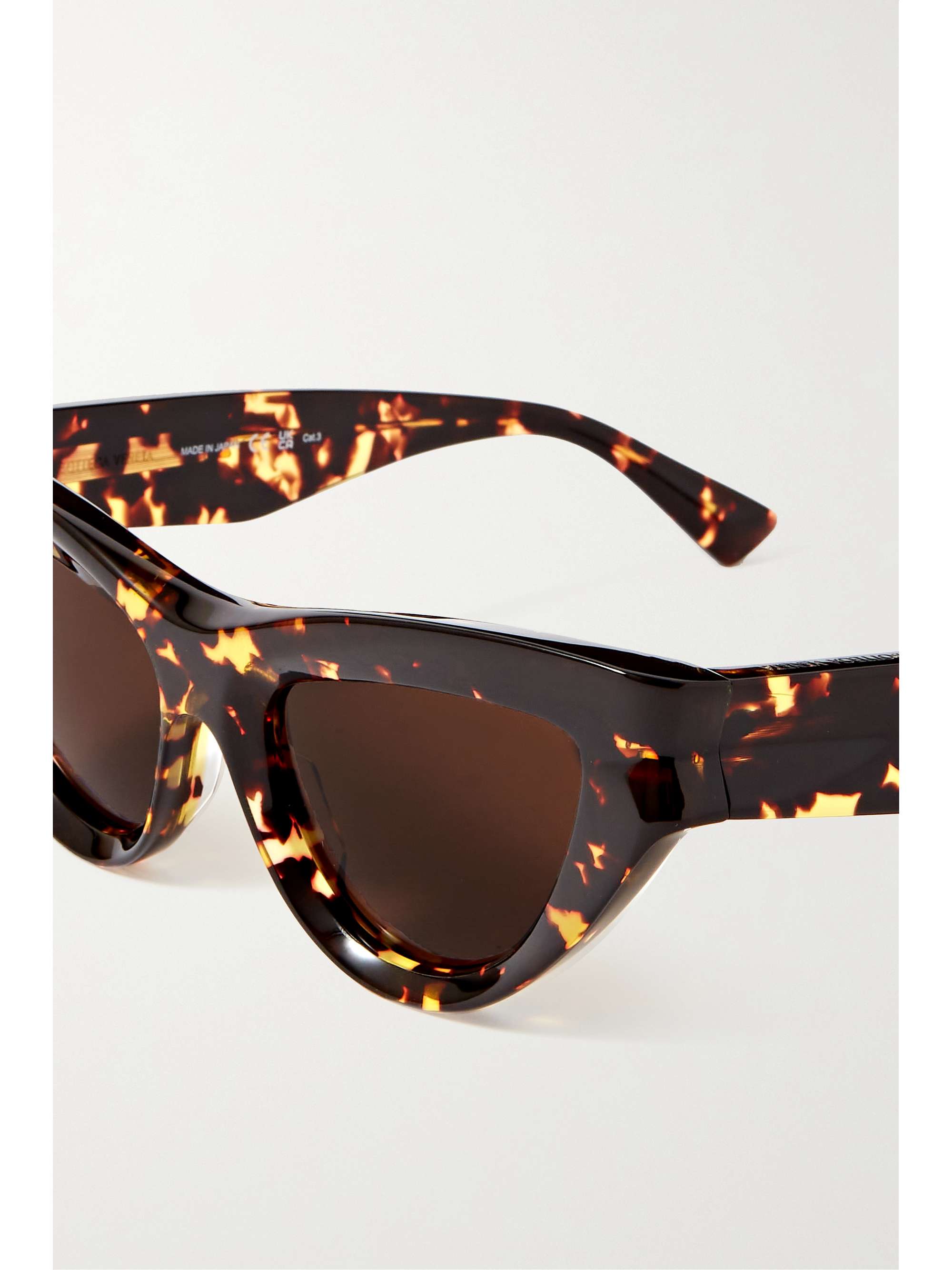 BOTTEGA VENETA EYEWEAR Edgy cat-eye acetate sunglasses
