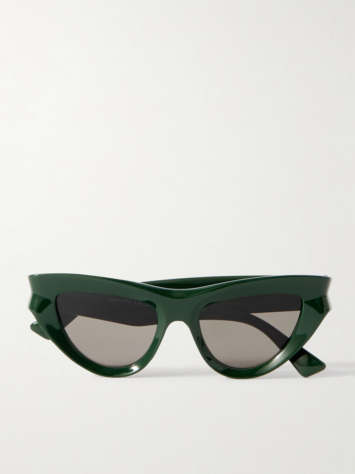 Bottega Veneta Edgy Cat-eye Acetate Sunglasses In Green