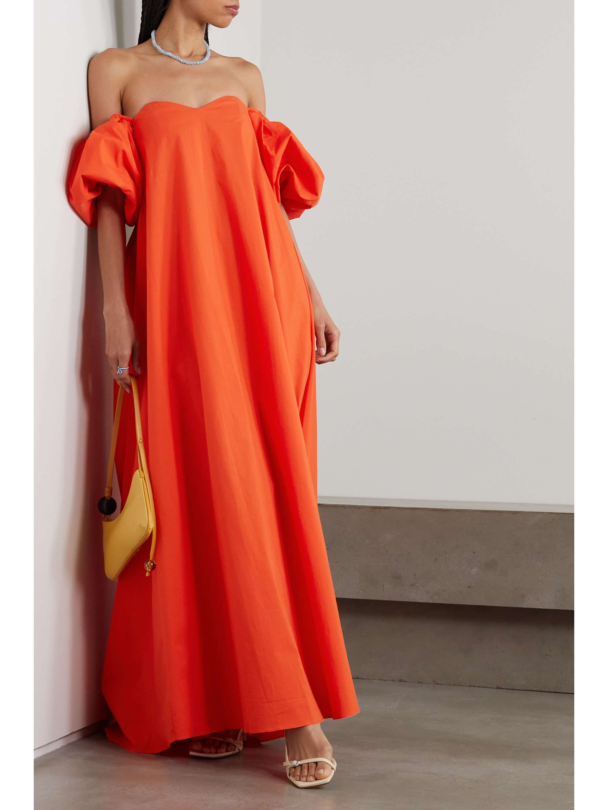 CAROLINE CONSTAS 