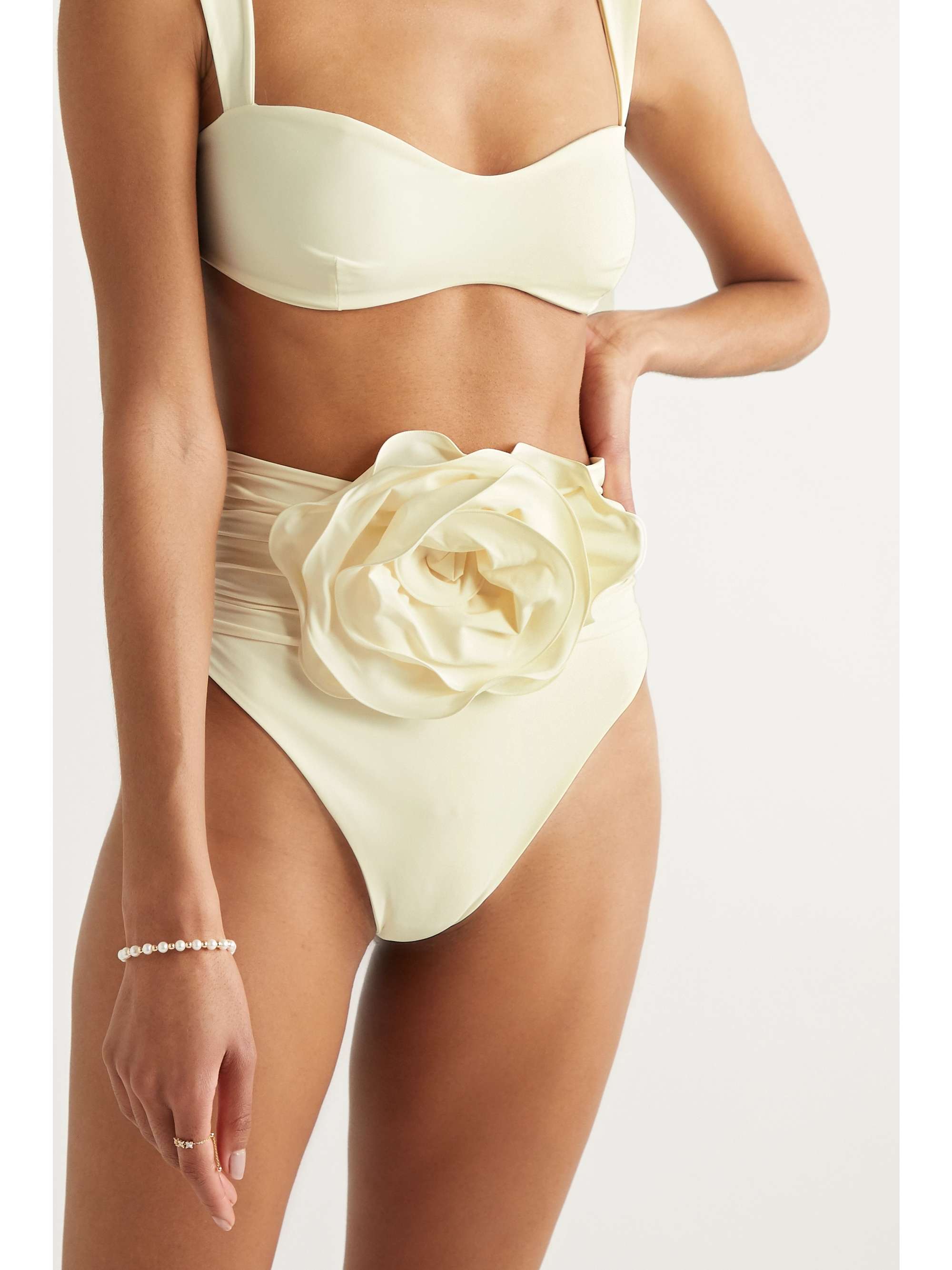 MAGDA BUTRYM Culotte de bikini à fronces et à ornements