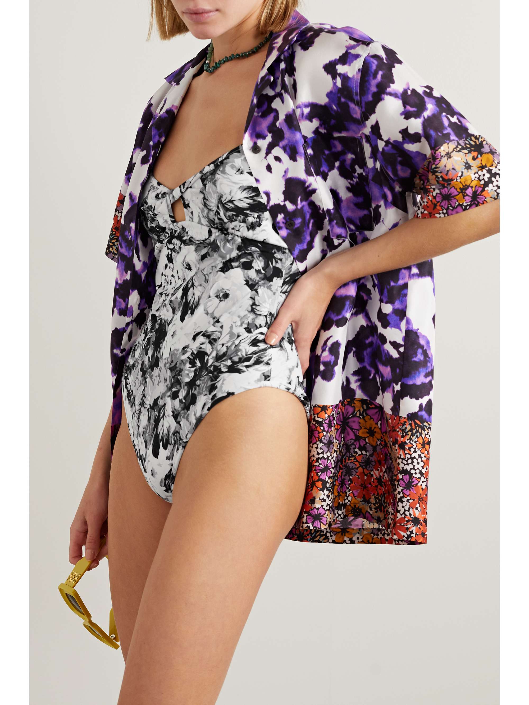 DRIES VAN NOTEN Gaia 挖剪花卉印花连体泳衣
