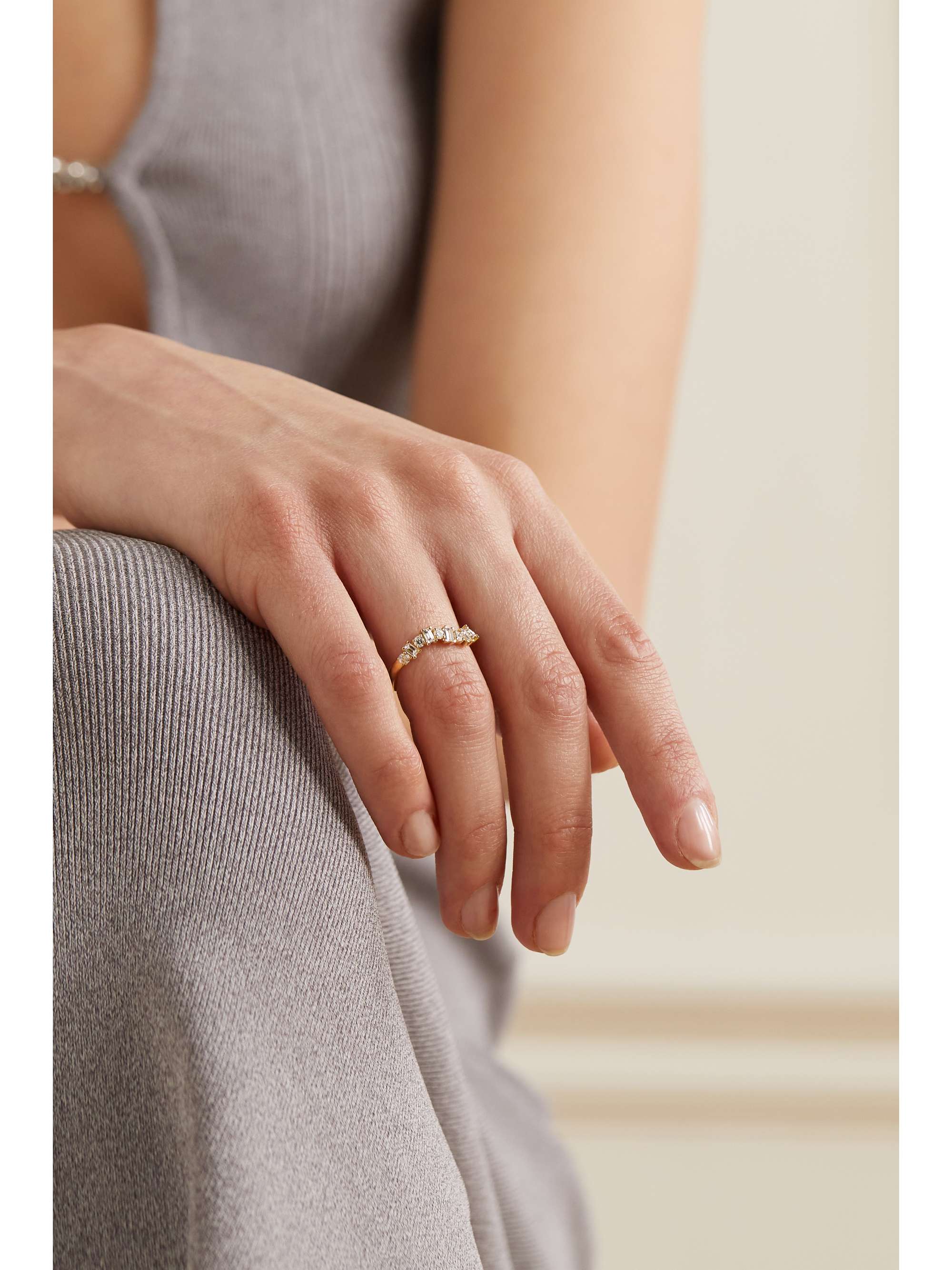 ILEANA MAKRI Wave 18-karat white gold diamond ring