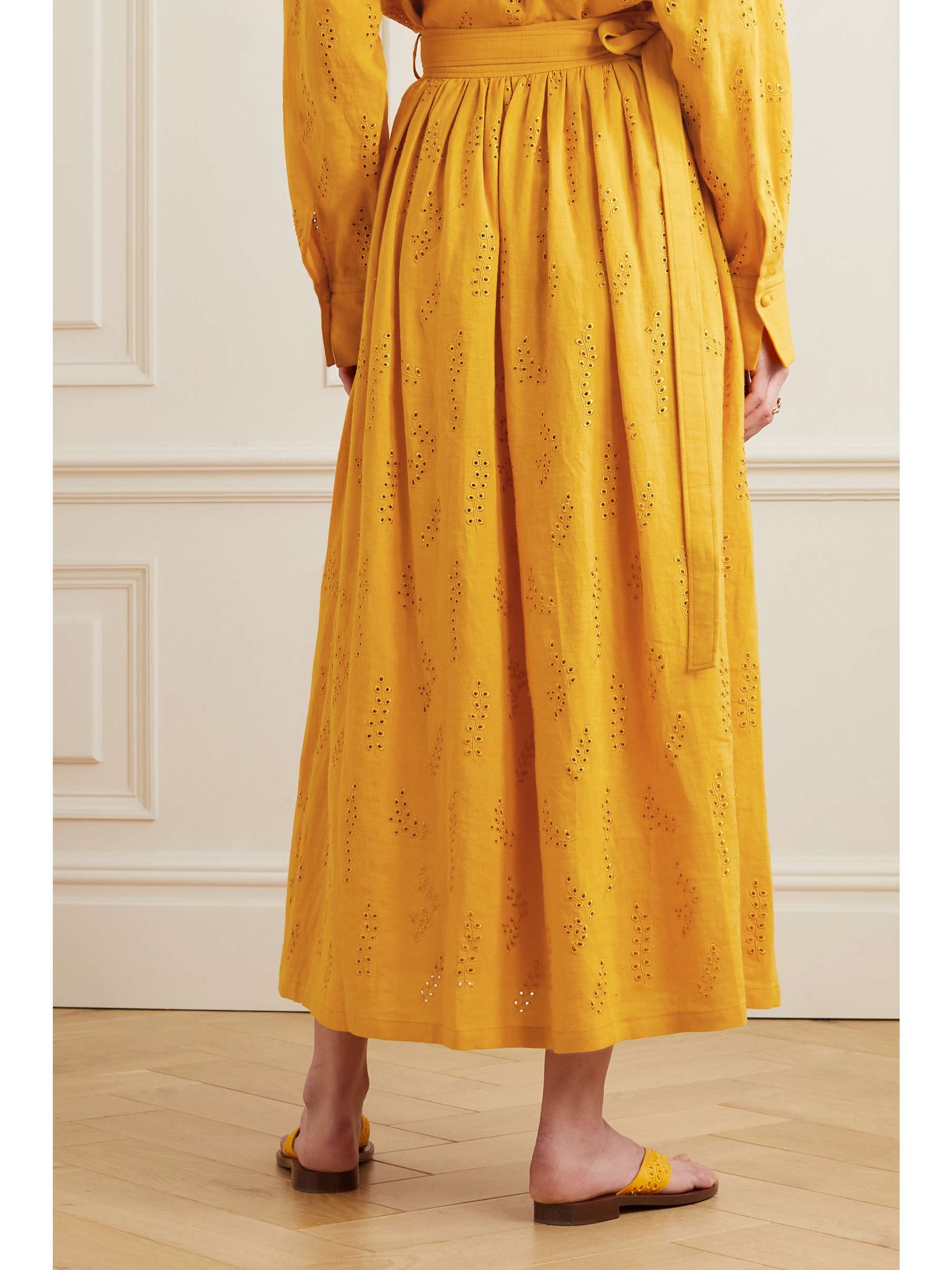 CHLOÉ + Eres Paloma broderie anglaise linen midi skirt
