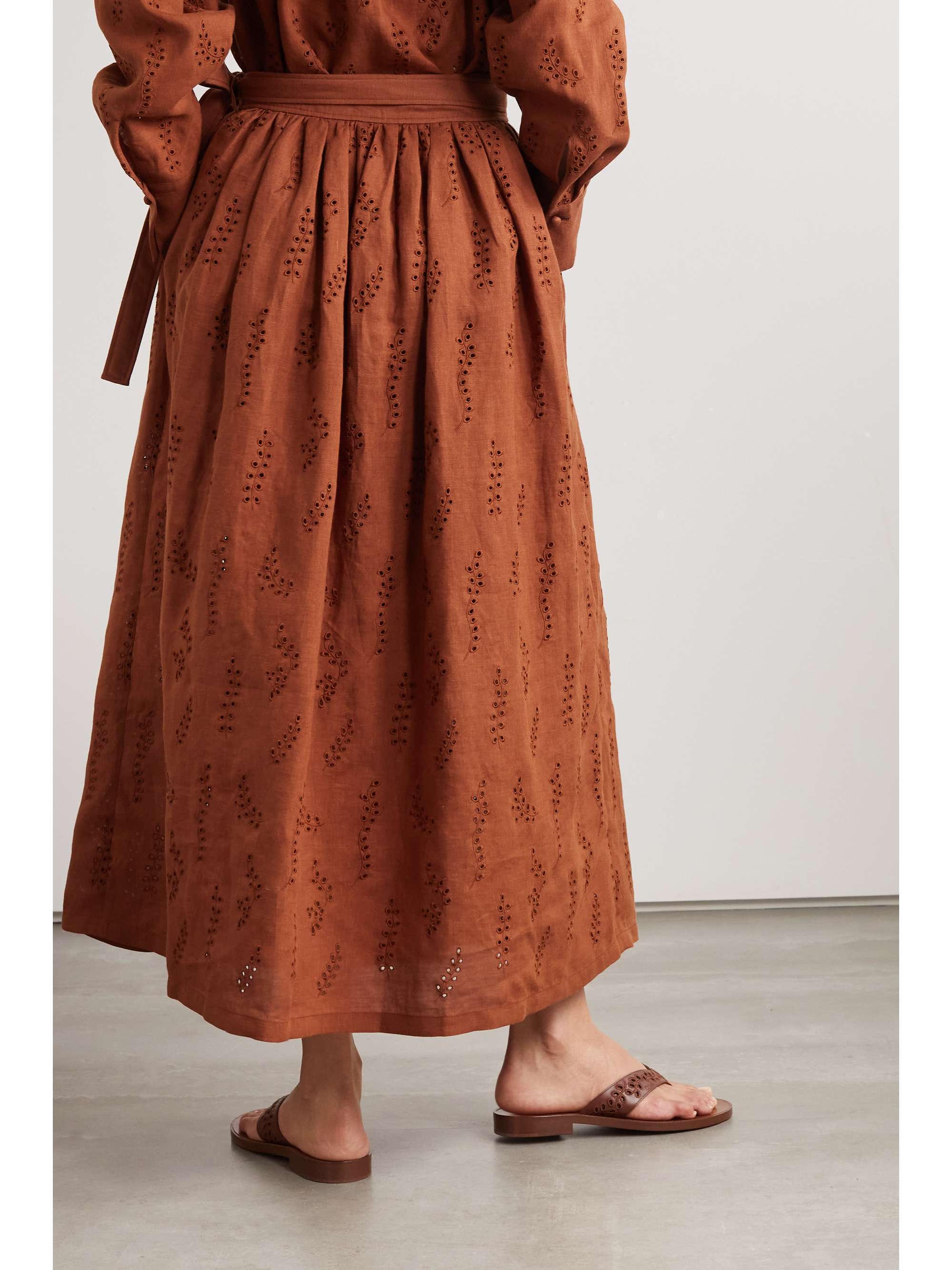 CHLOÉ + Eres Paloma broderie anglaise linen midi skirt
