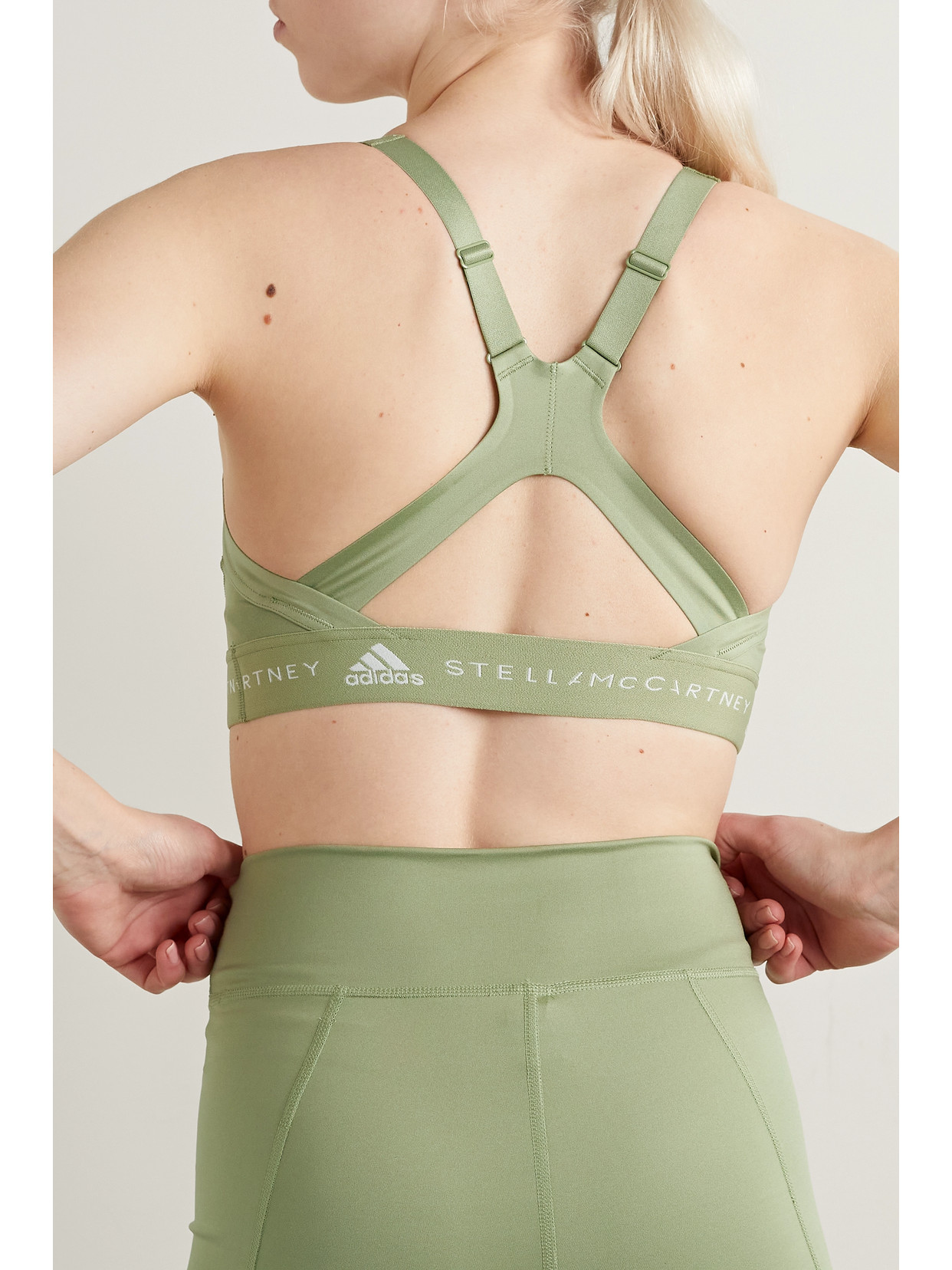 Adidas By Stella Mccartney Truepurpose Medium Support Sports Bra In Green