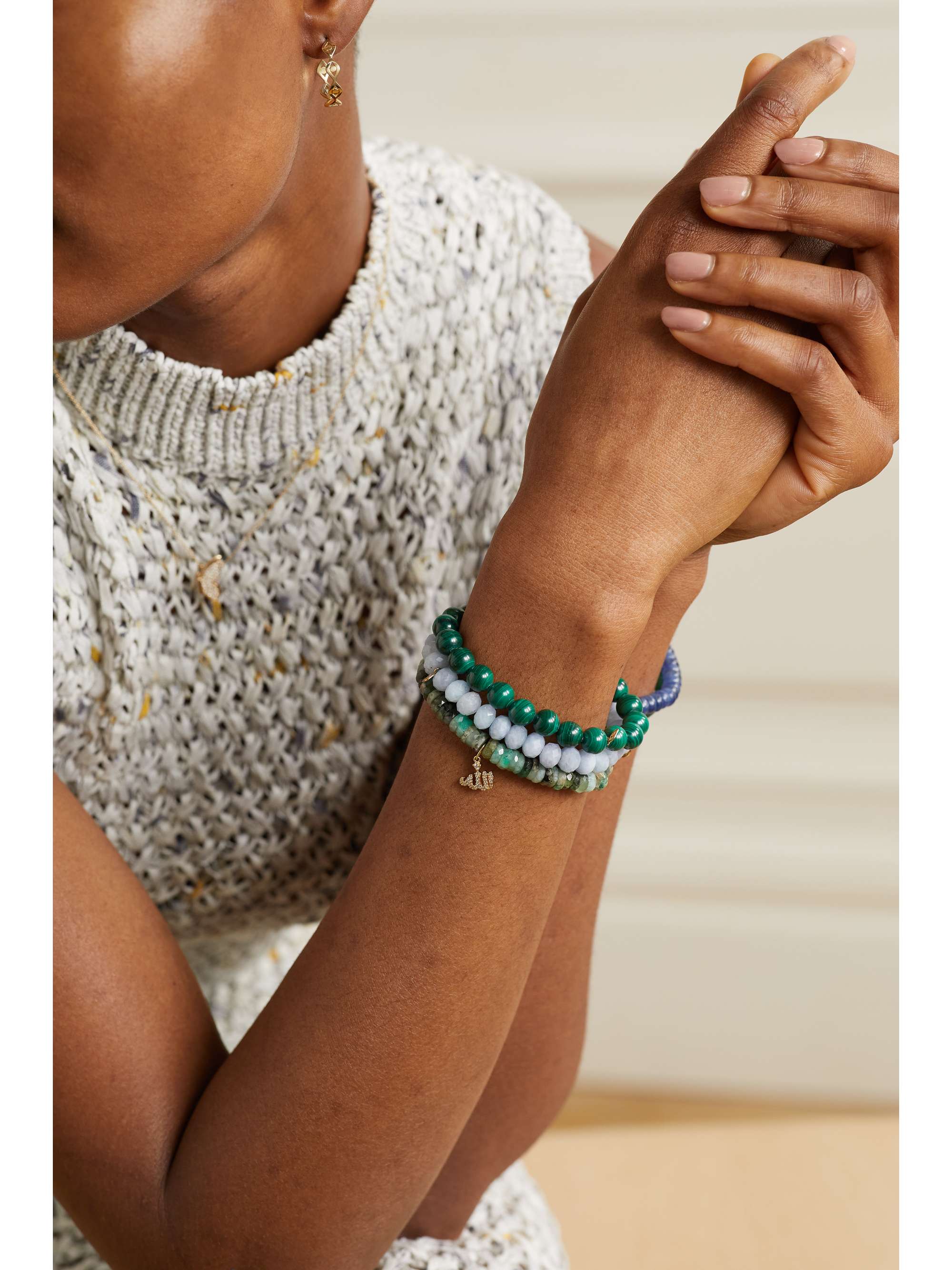 SYDNEY EVAN Allah Script 14-karat gold, agate and diamond bracelet