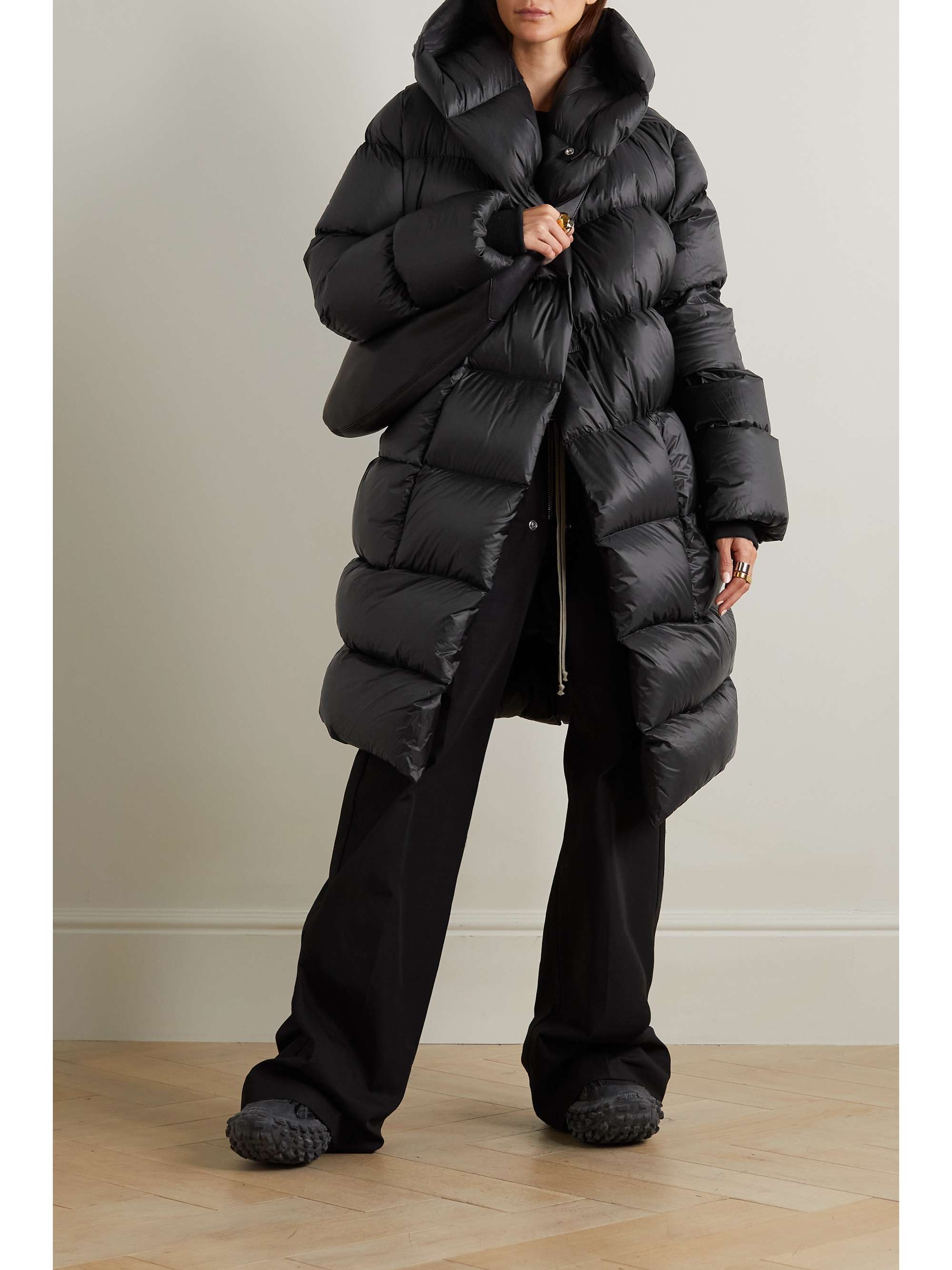 Hooded quilted shell down coat