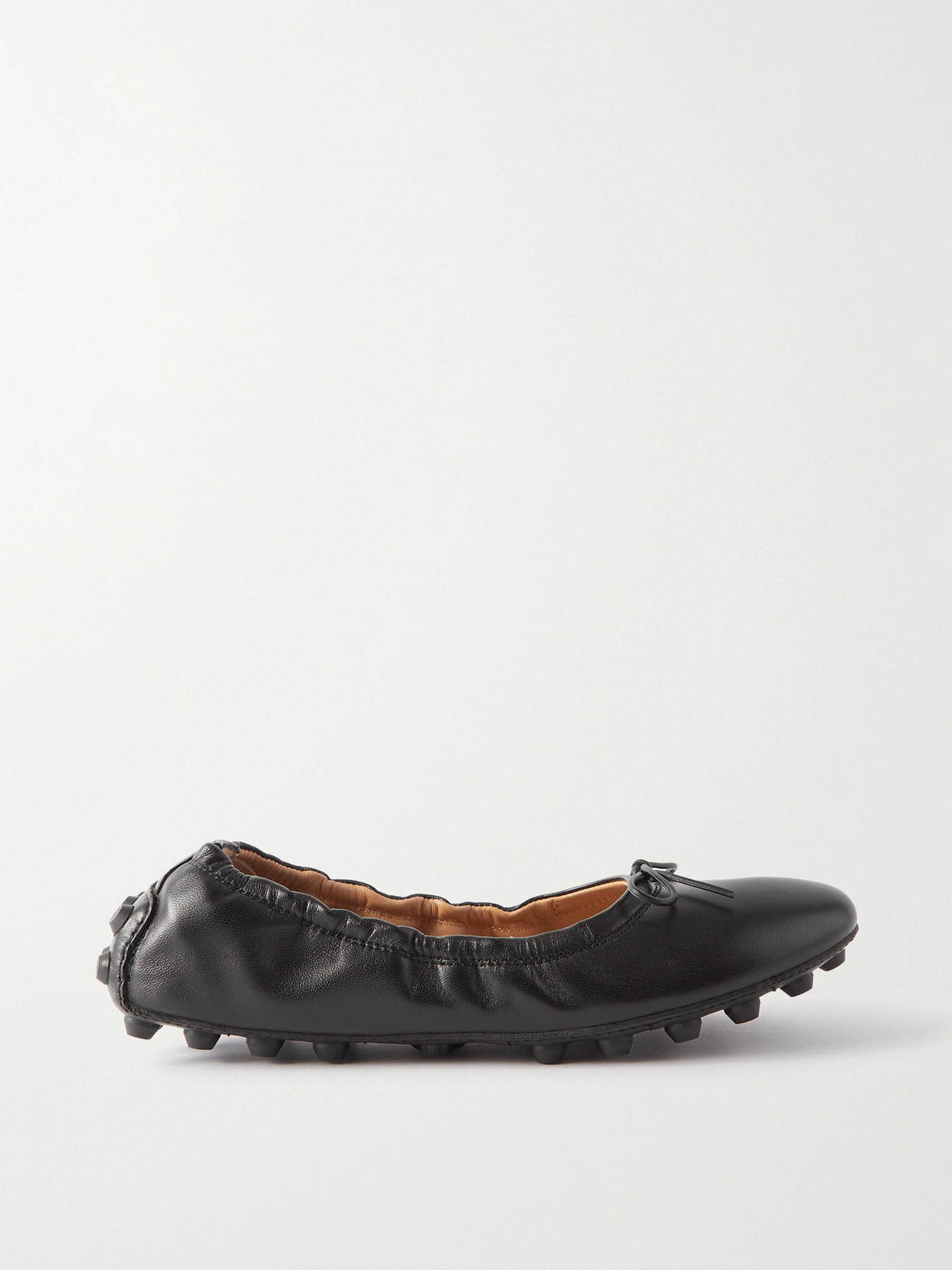 Shop Tod's Gommino Bubble Leather Ballet Flats In Black