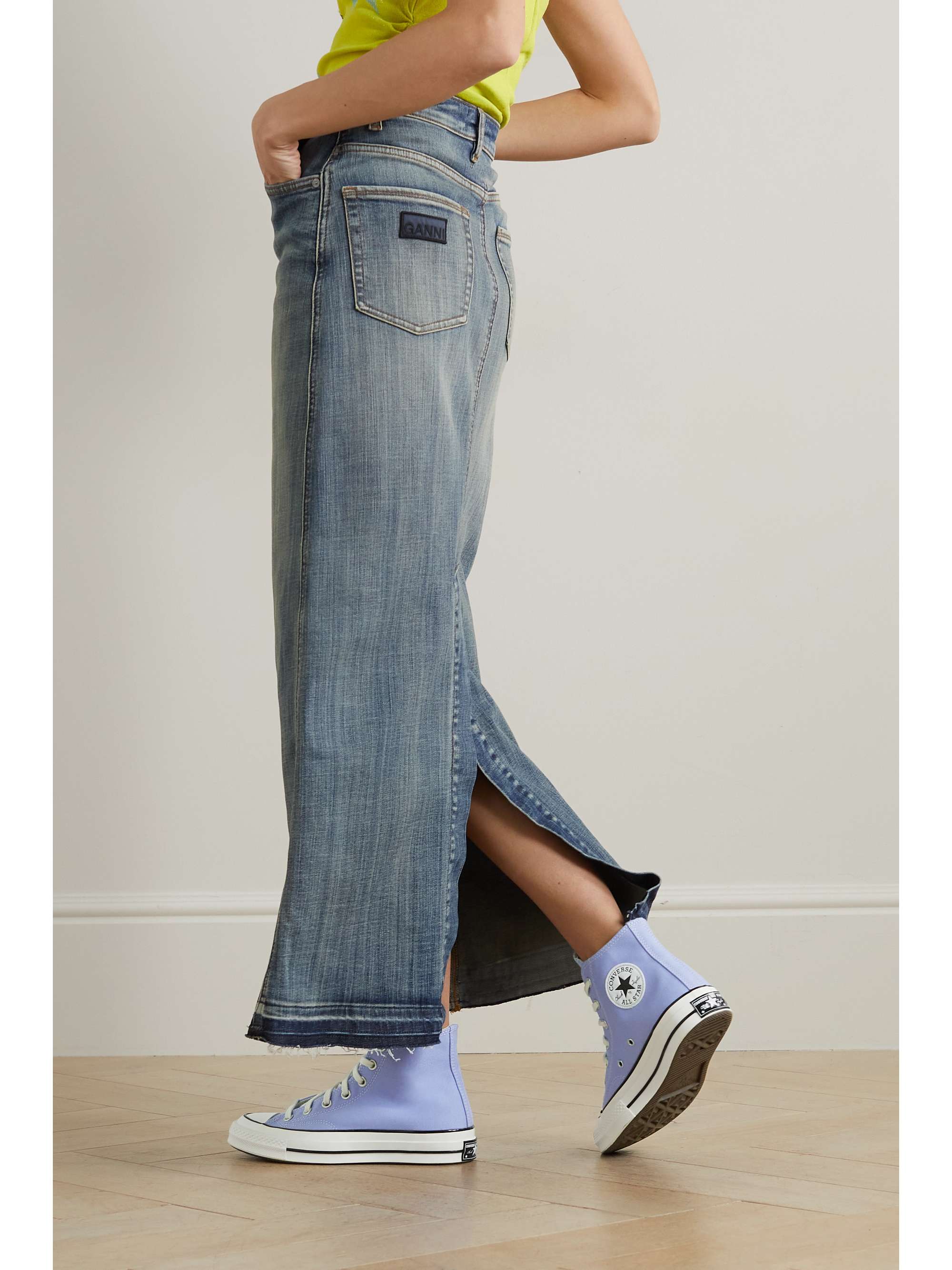CONVERSE 