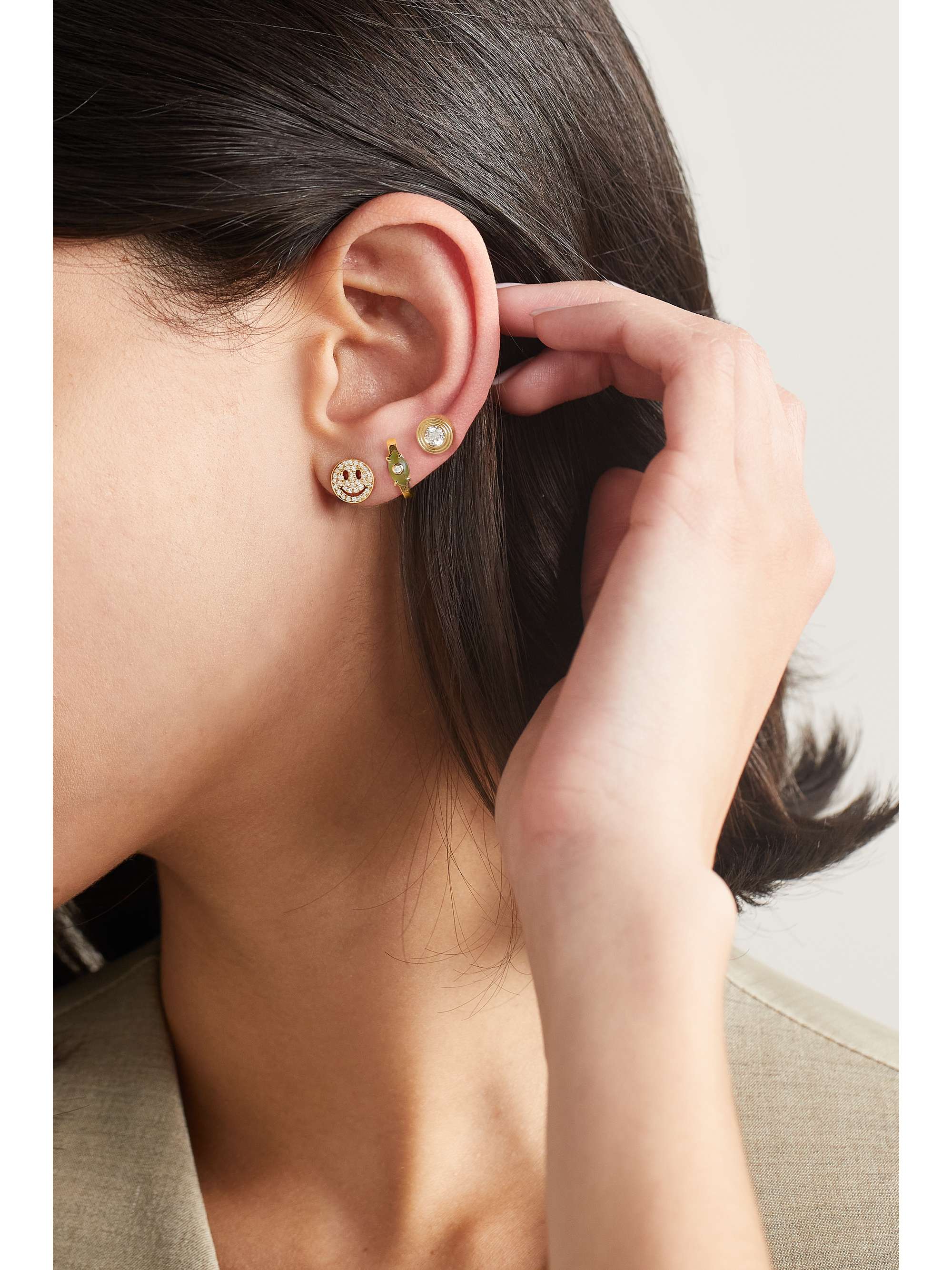 SYDNEY EVAN Happy Face 14-karat gold diamond earrings