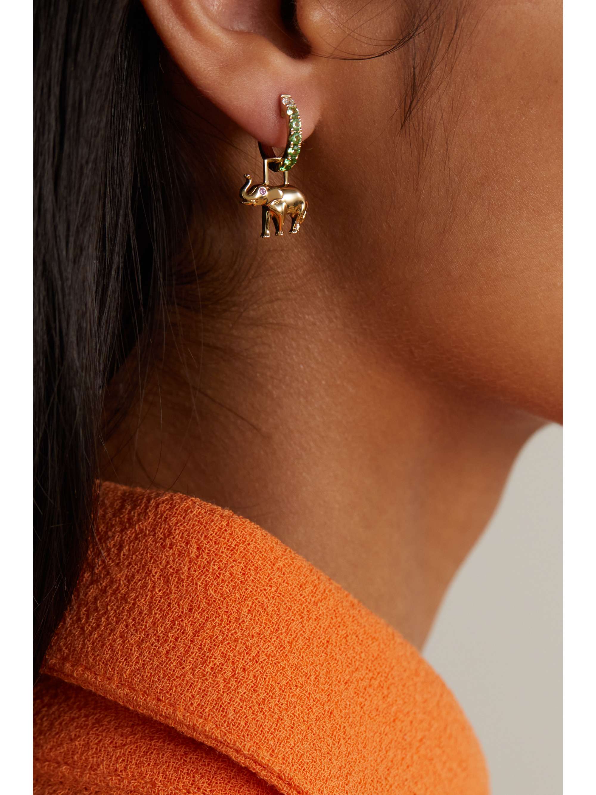 ROBINSON PELHAM Elephant EarWish 14-karat gold, tsavorite and diamond single hoop earring