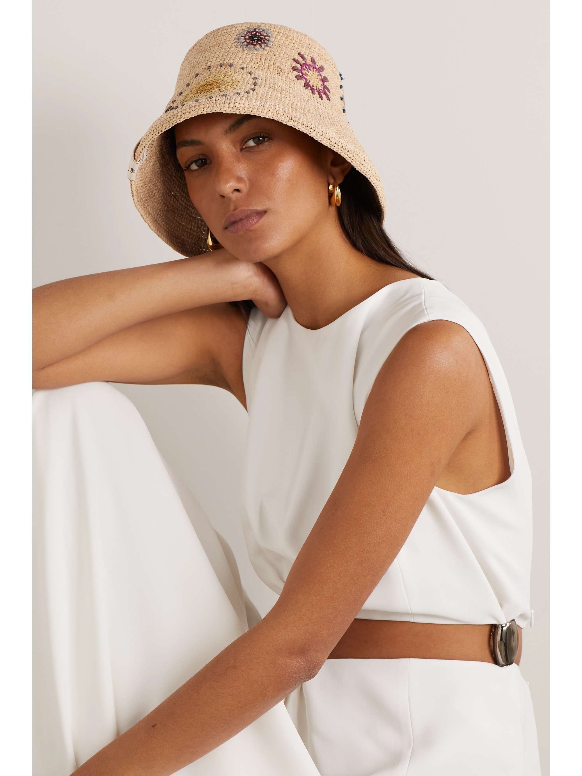 CHLOÉ Embroidered raffia bucket hat