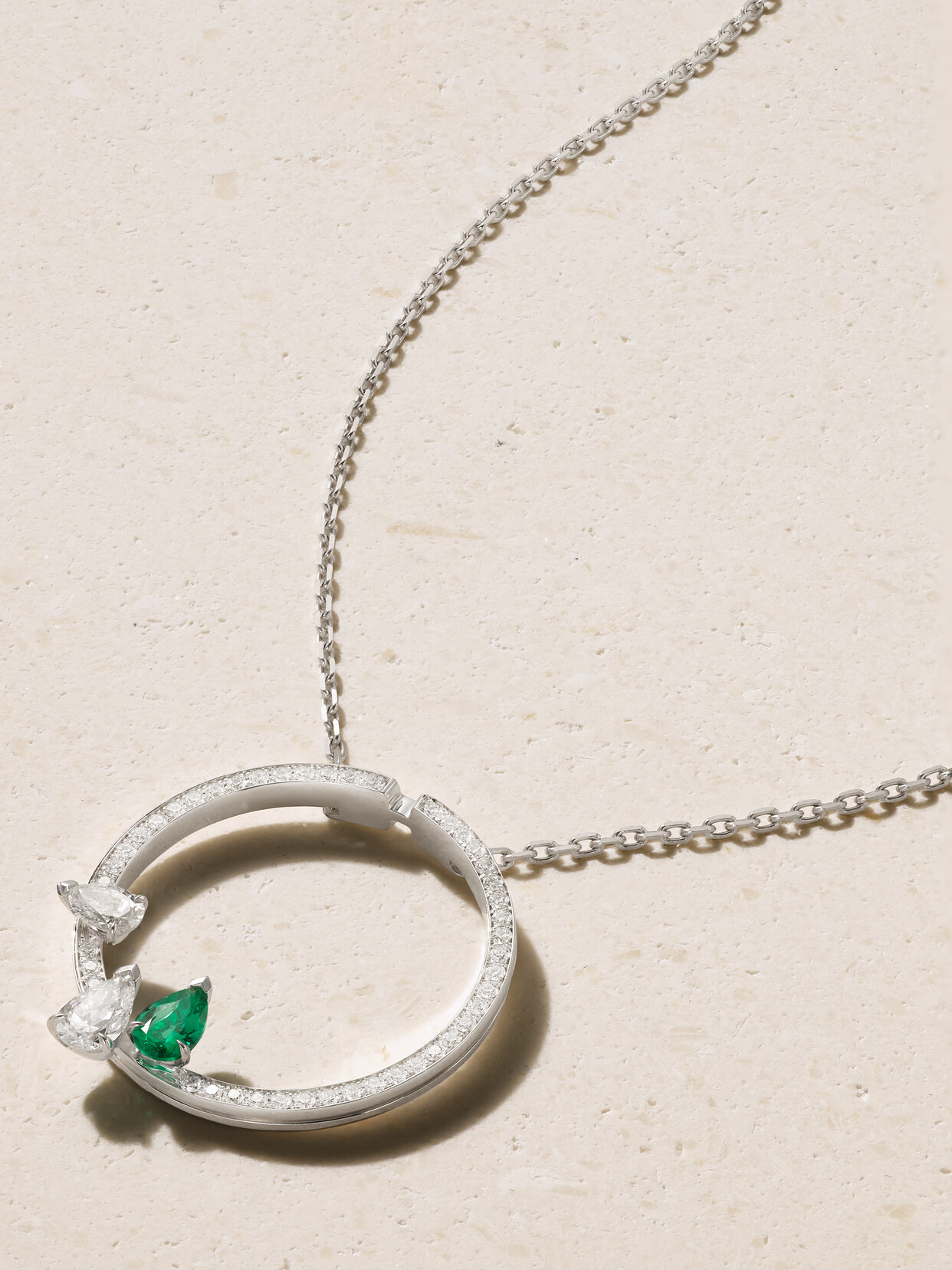 Repossi - Serti Sur Vide 18-karat White Gold, Emerald And Diamond Necklace - One size