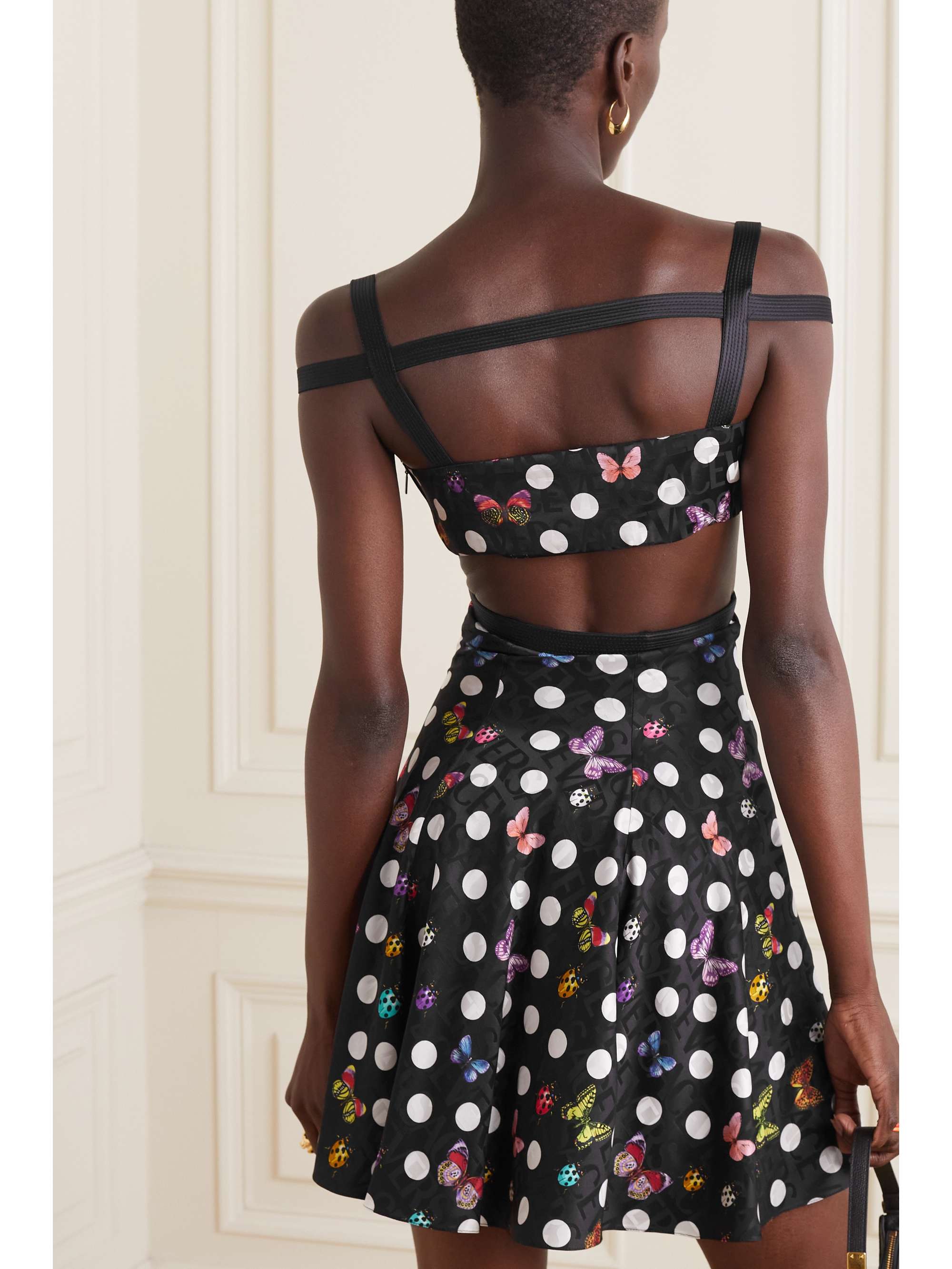 VERSACE 