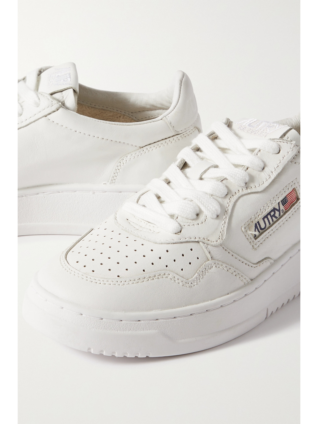Medalist Low Sneaker