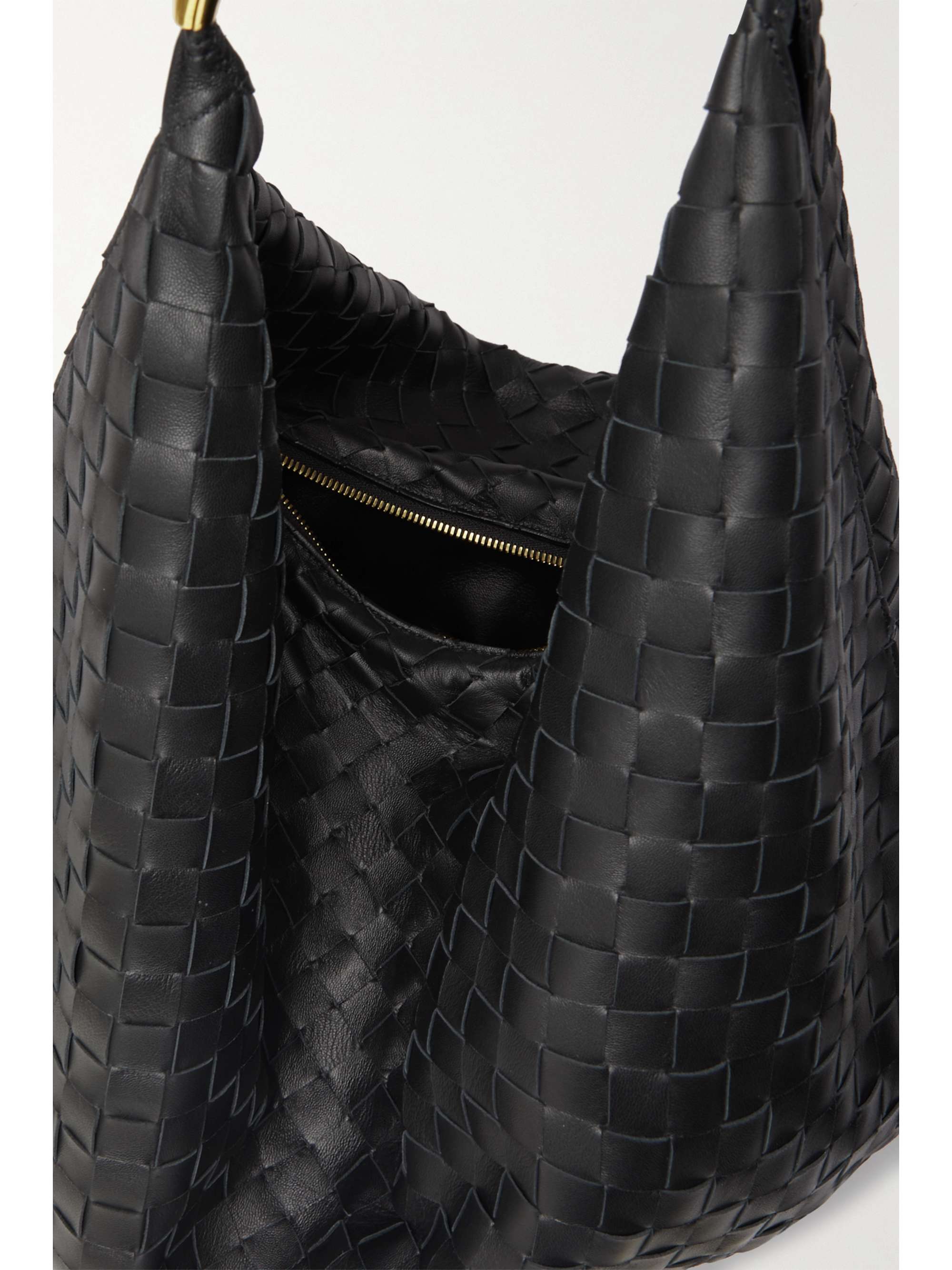 BOTTEGA VENETA Intrecciato leather shoulder bag