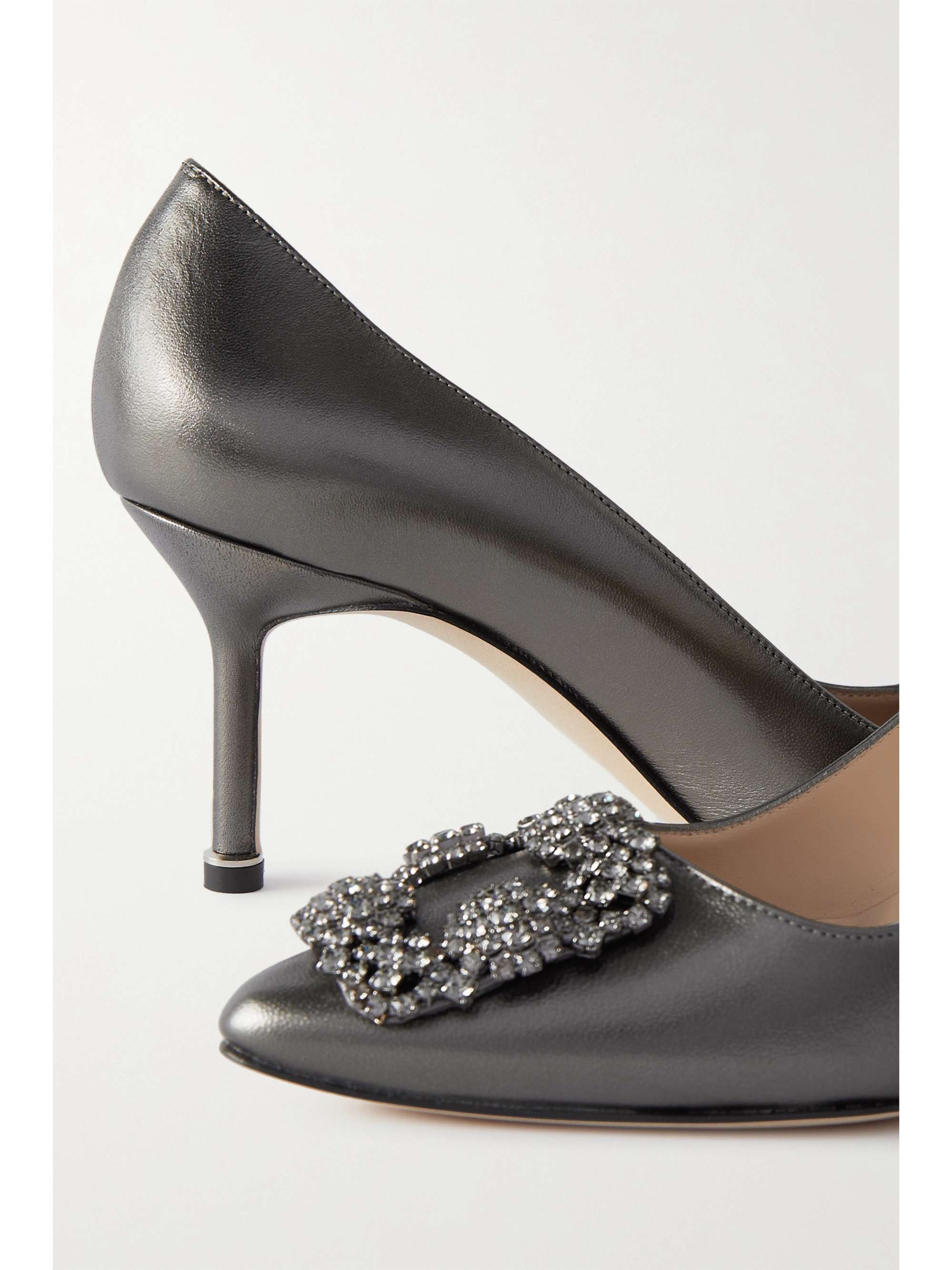 manolo blahnik mid heel