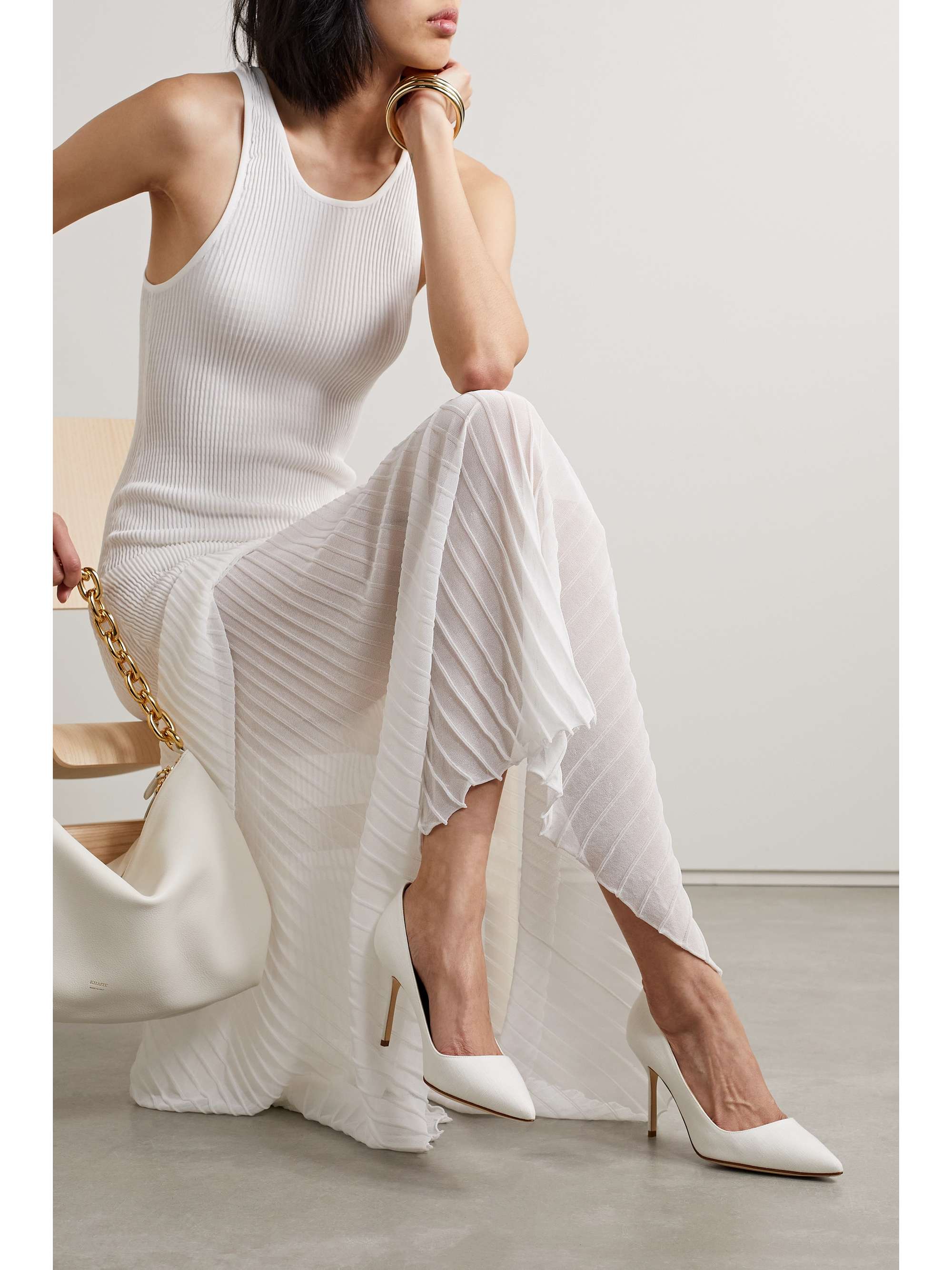 MANOLO BLAHNIK 