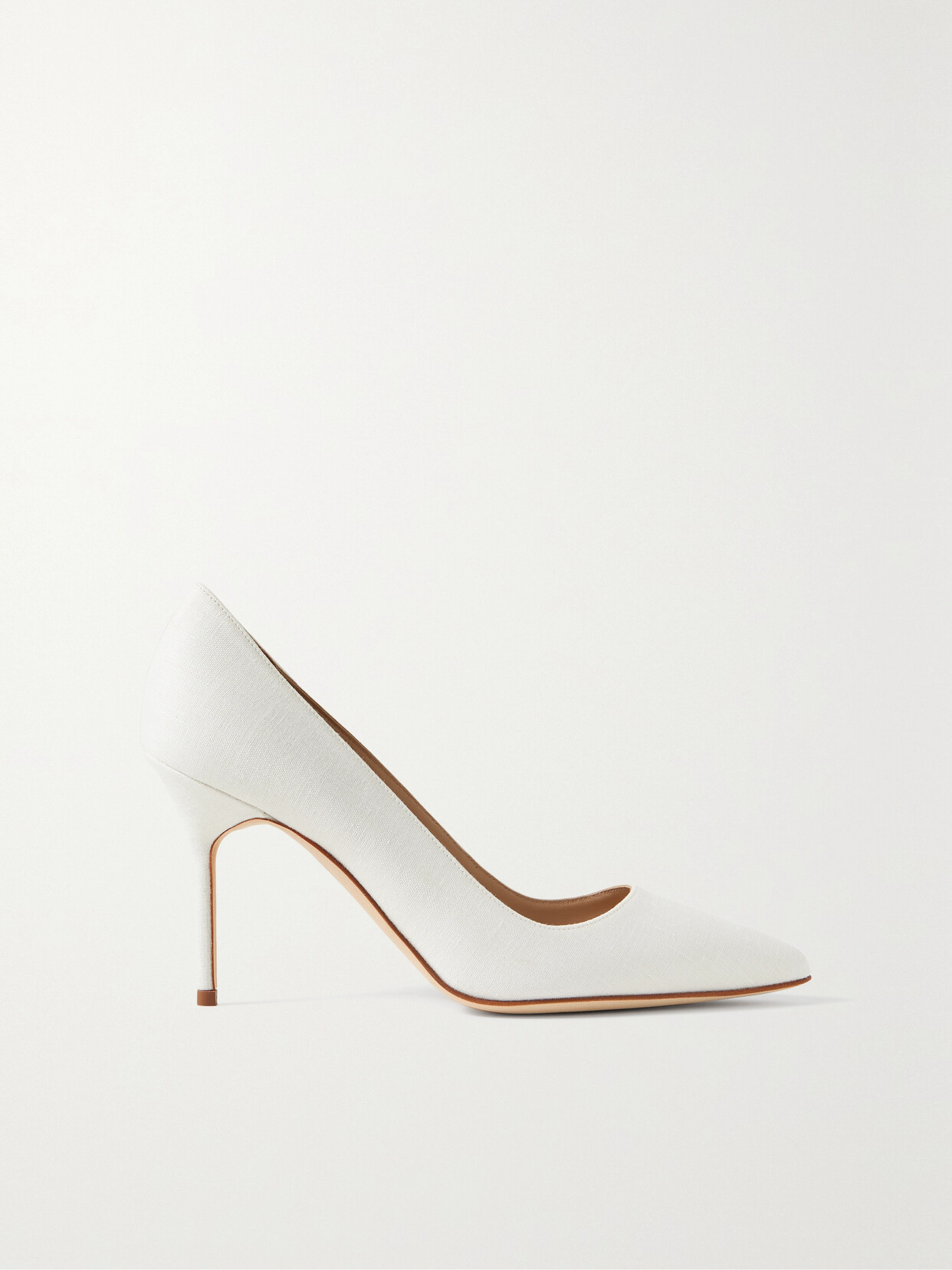 Shop Manolo Blahnik Bb 90 Linen Pumps In White