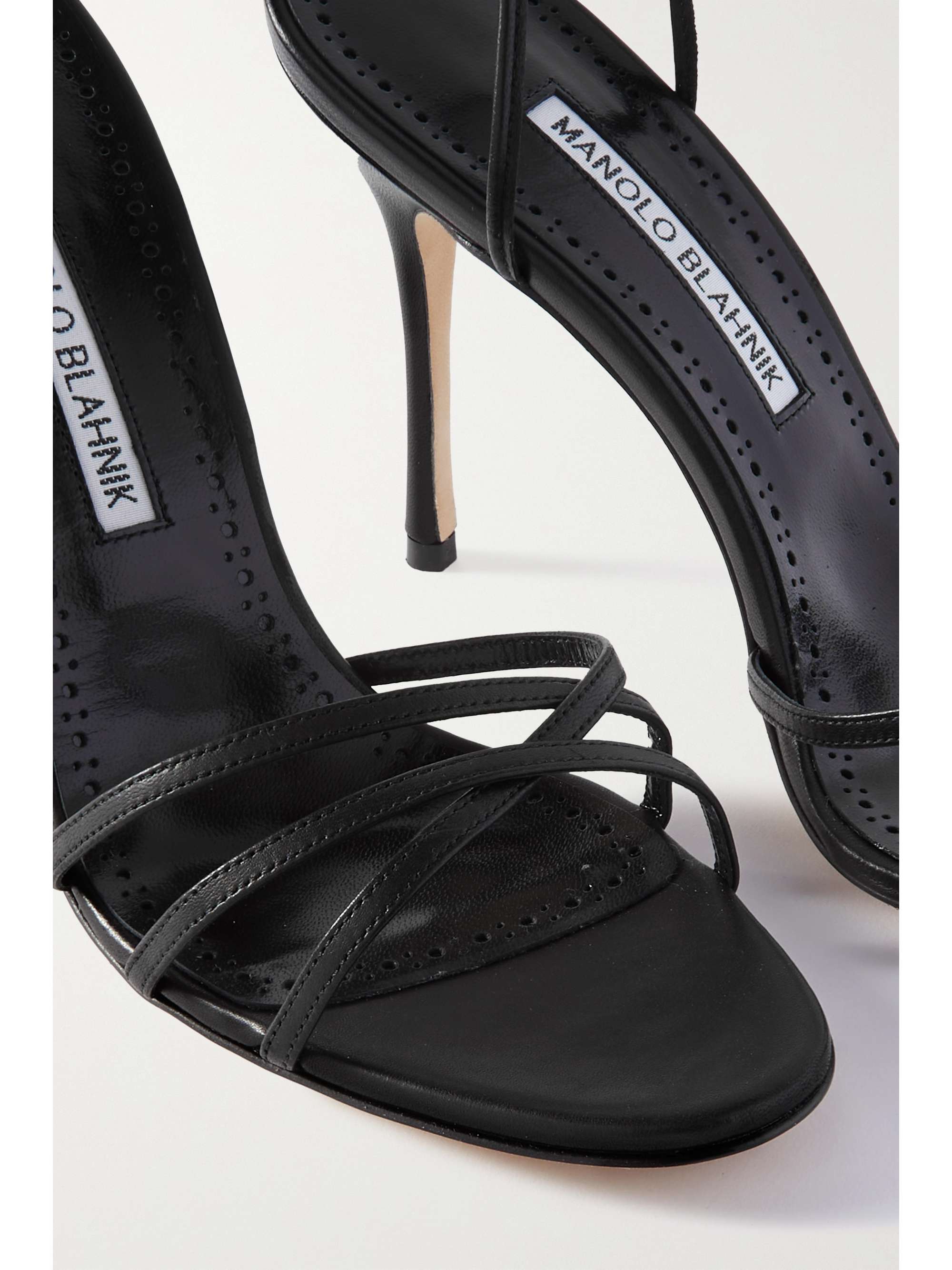 MANOLO BLAHNIK 