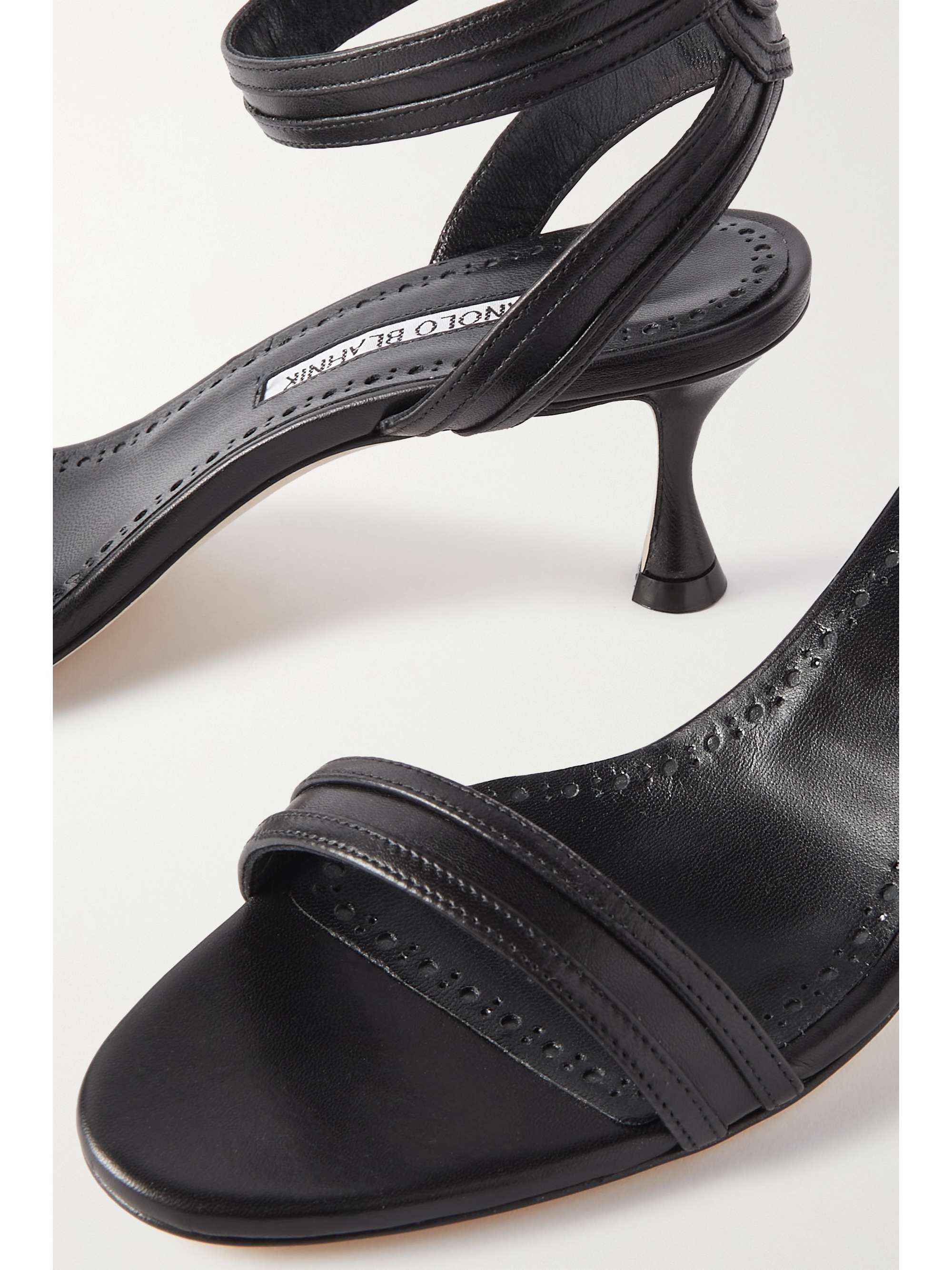 MANOLO BLAHNIK 